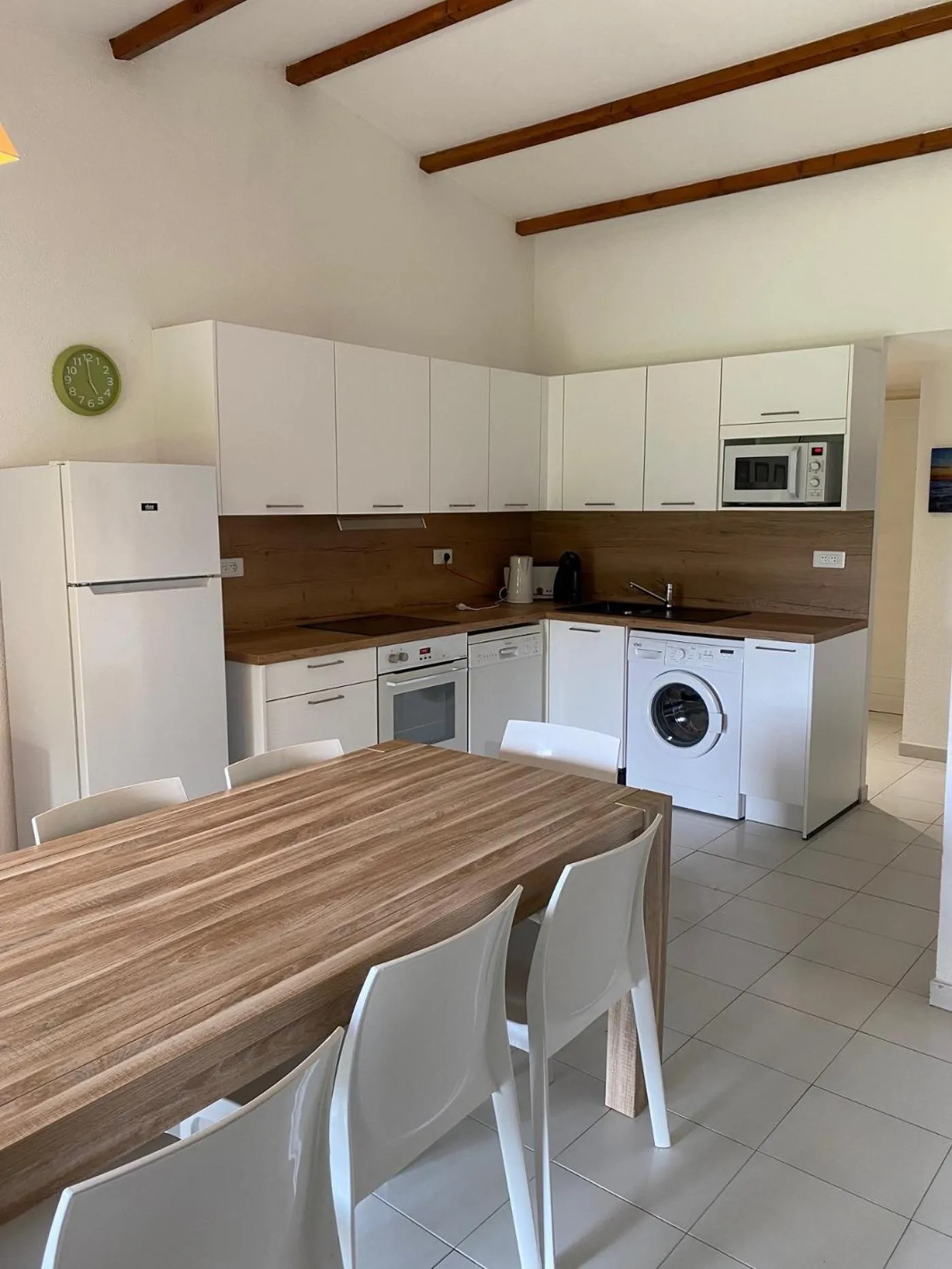 kitchen in Résidence Marina Di Santa Giulia