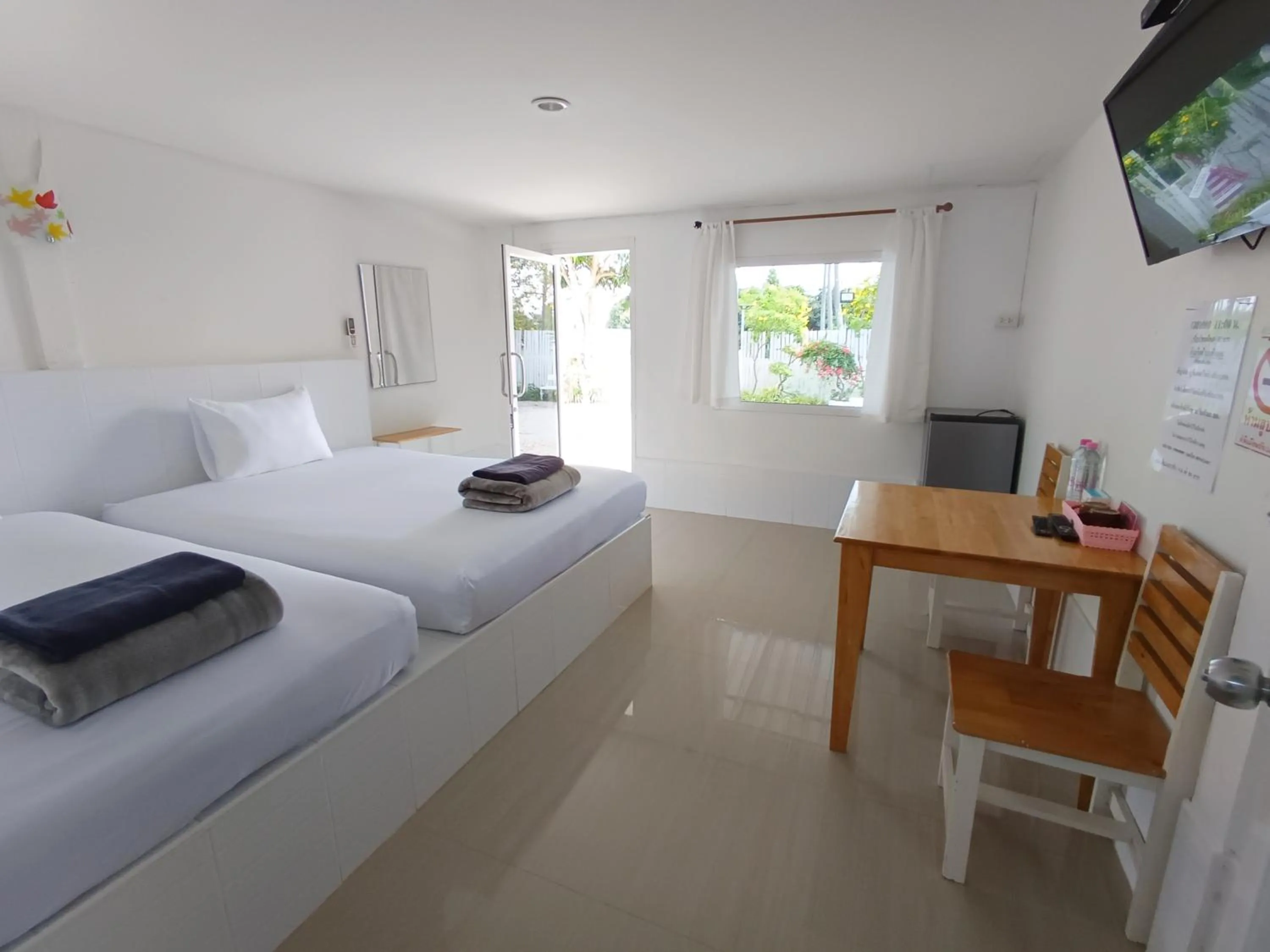 Bed in Saan Rak Resort