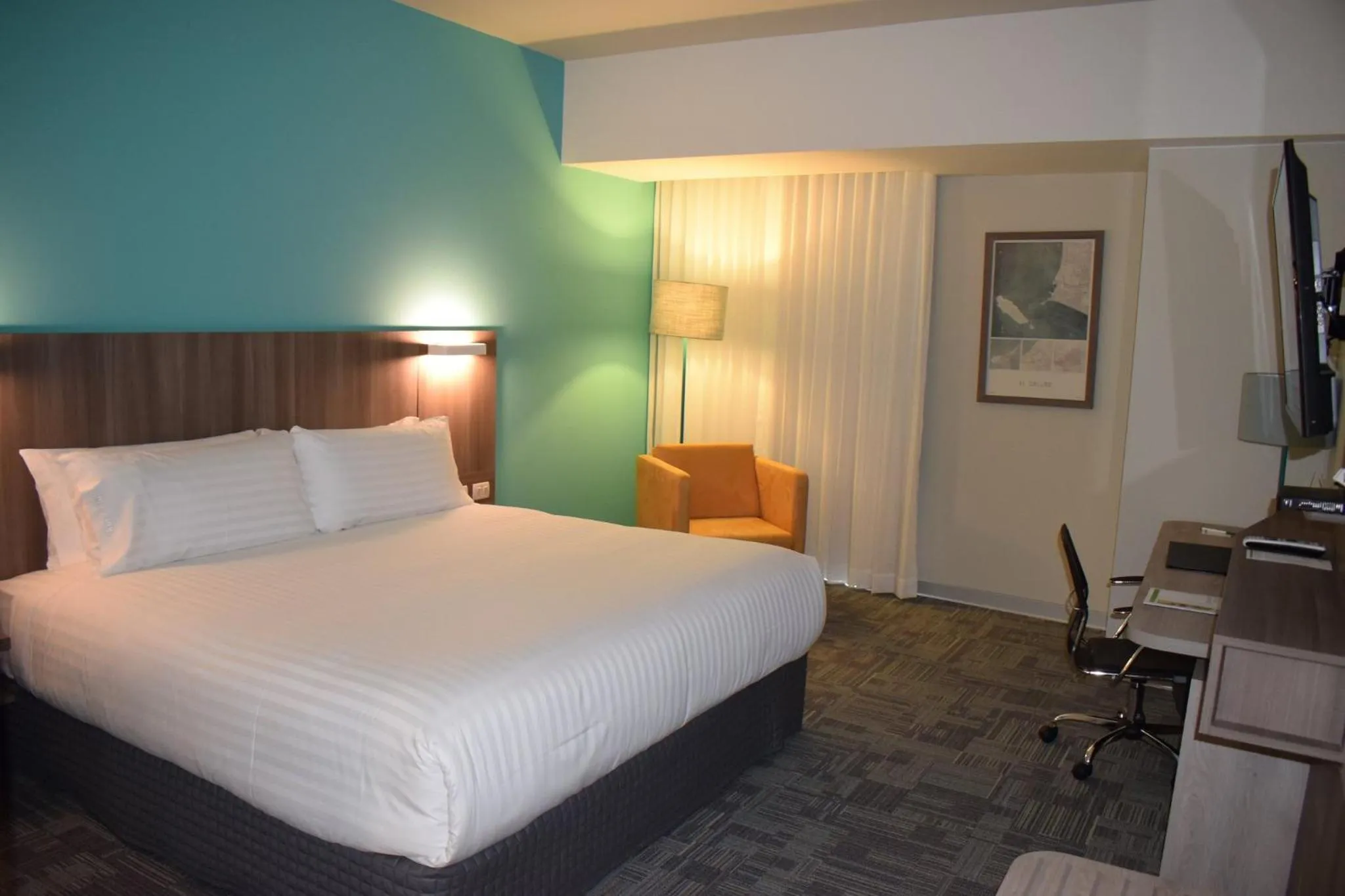 Photo of the whole room, Bed in Holiday Inn - Lima Airport by IHG