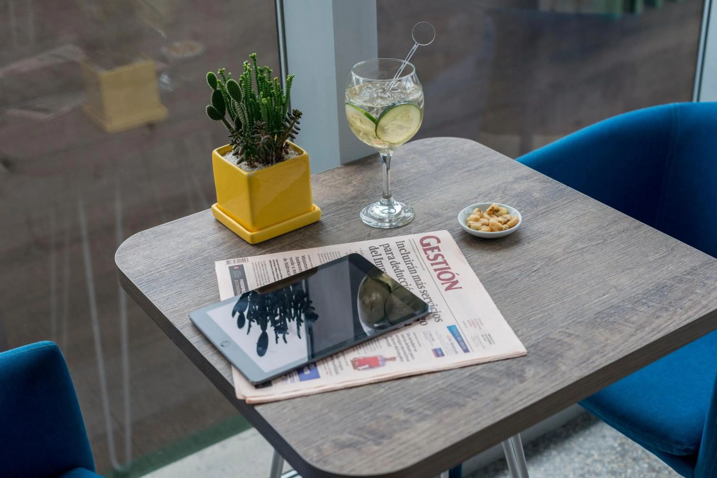 Restaurant/places to eat in Holiday Inn - Lima Airport by IHG