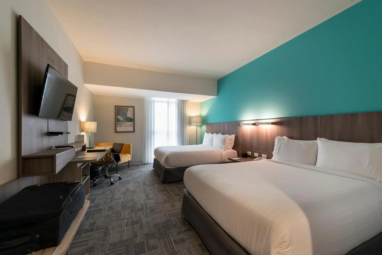 Bed in Holiday Inn - Lima Airport by IHG