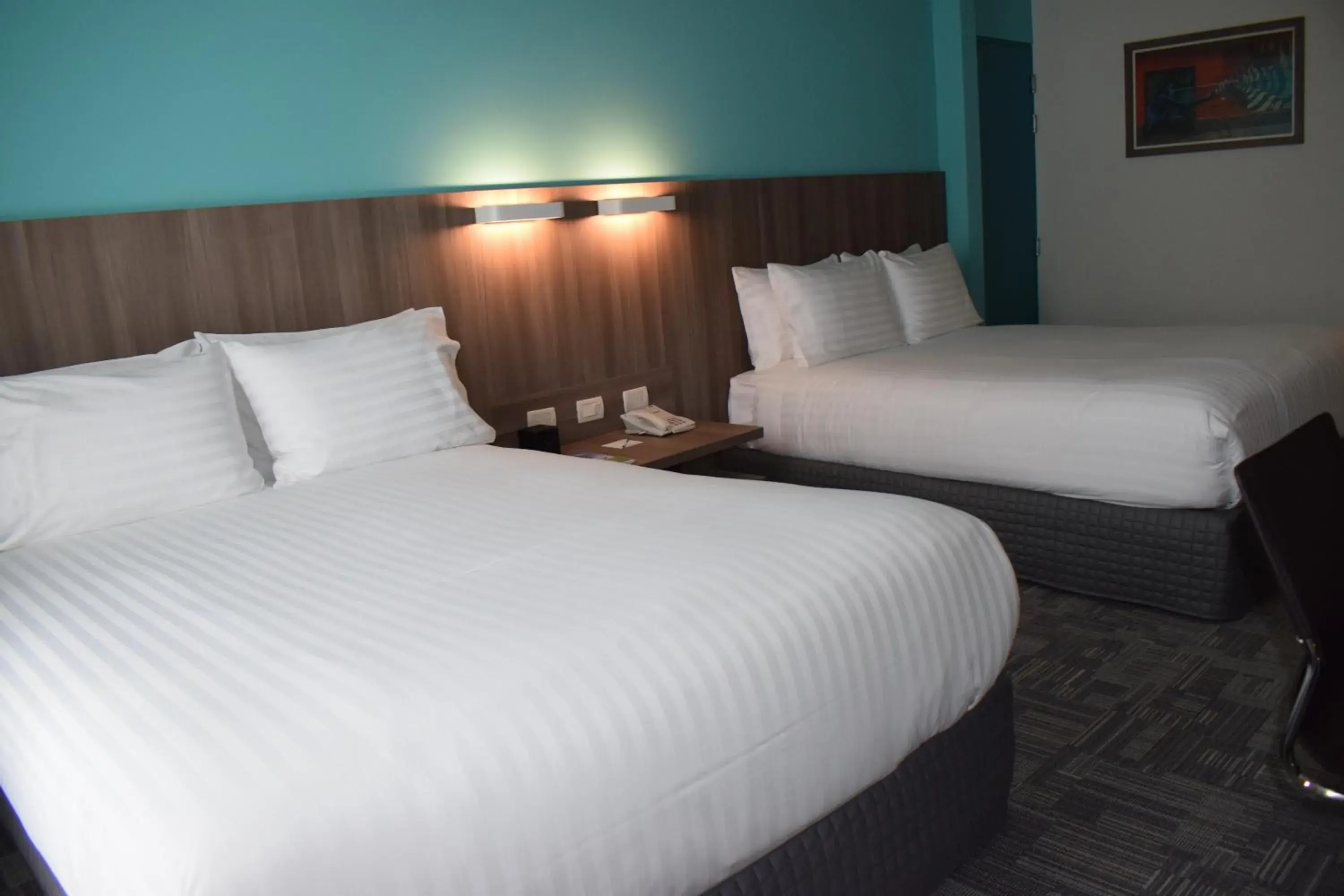 Standard Room with Two Queen Beds in Holiday Inn - Lima Airport by IHG Standard Room with Two Queen Beds in Holiday Inn - Lima Airport by IHG