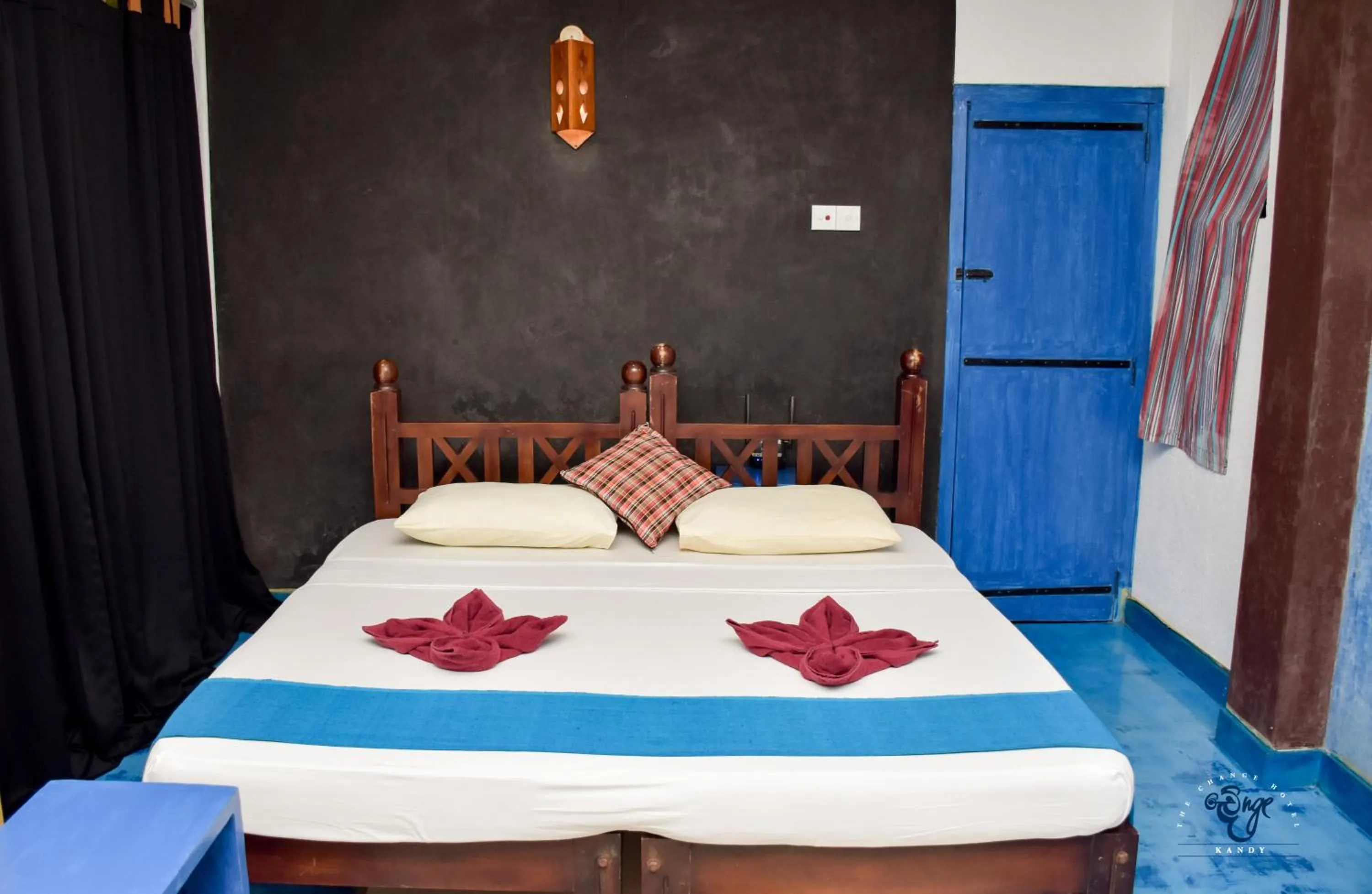 Bedroom, Bed in The Change Hotel