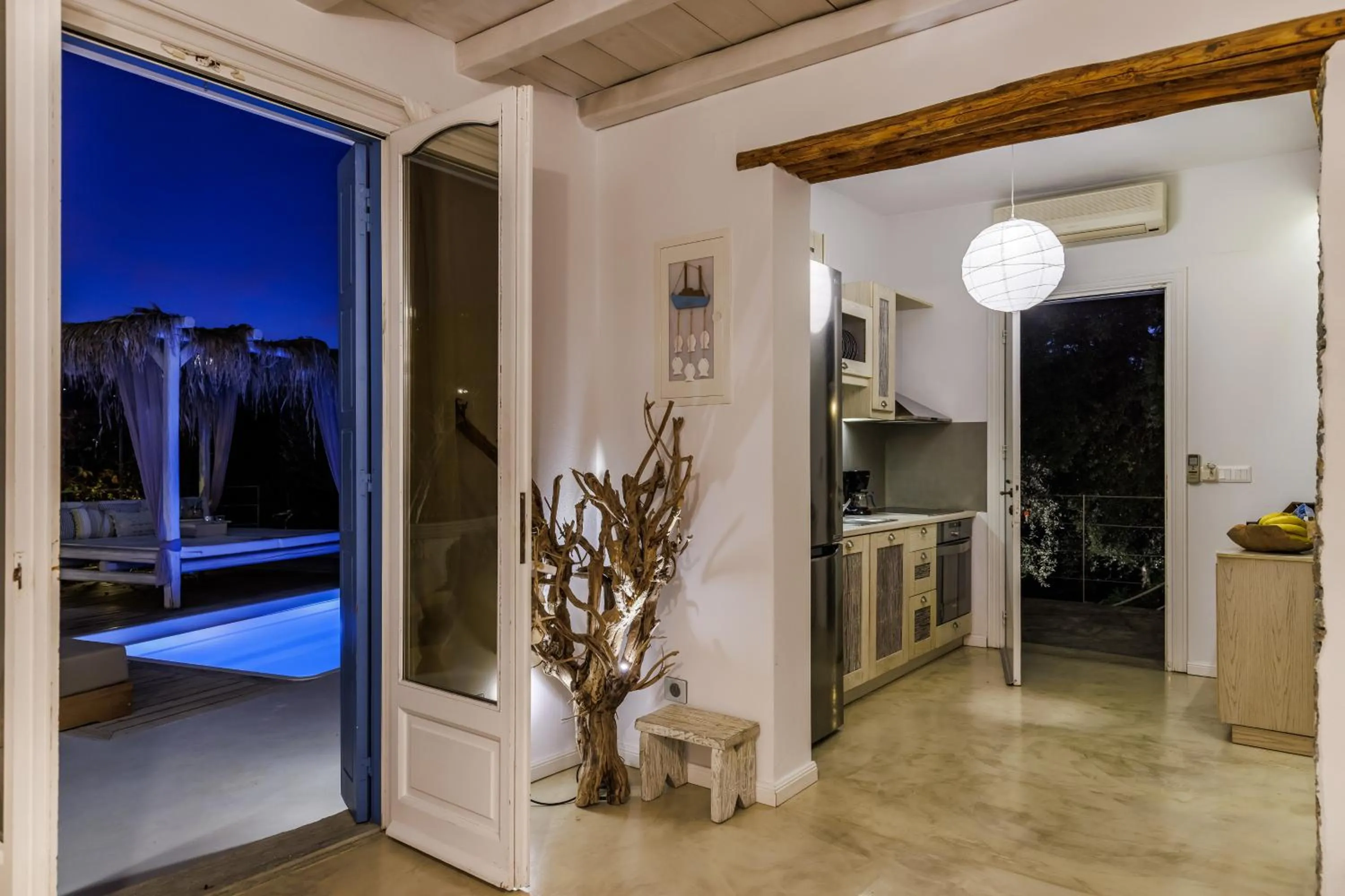 Evlalia Studios & Villas