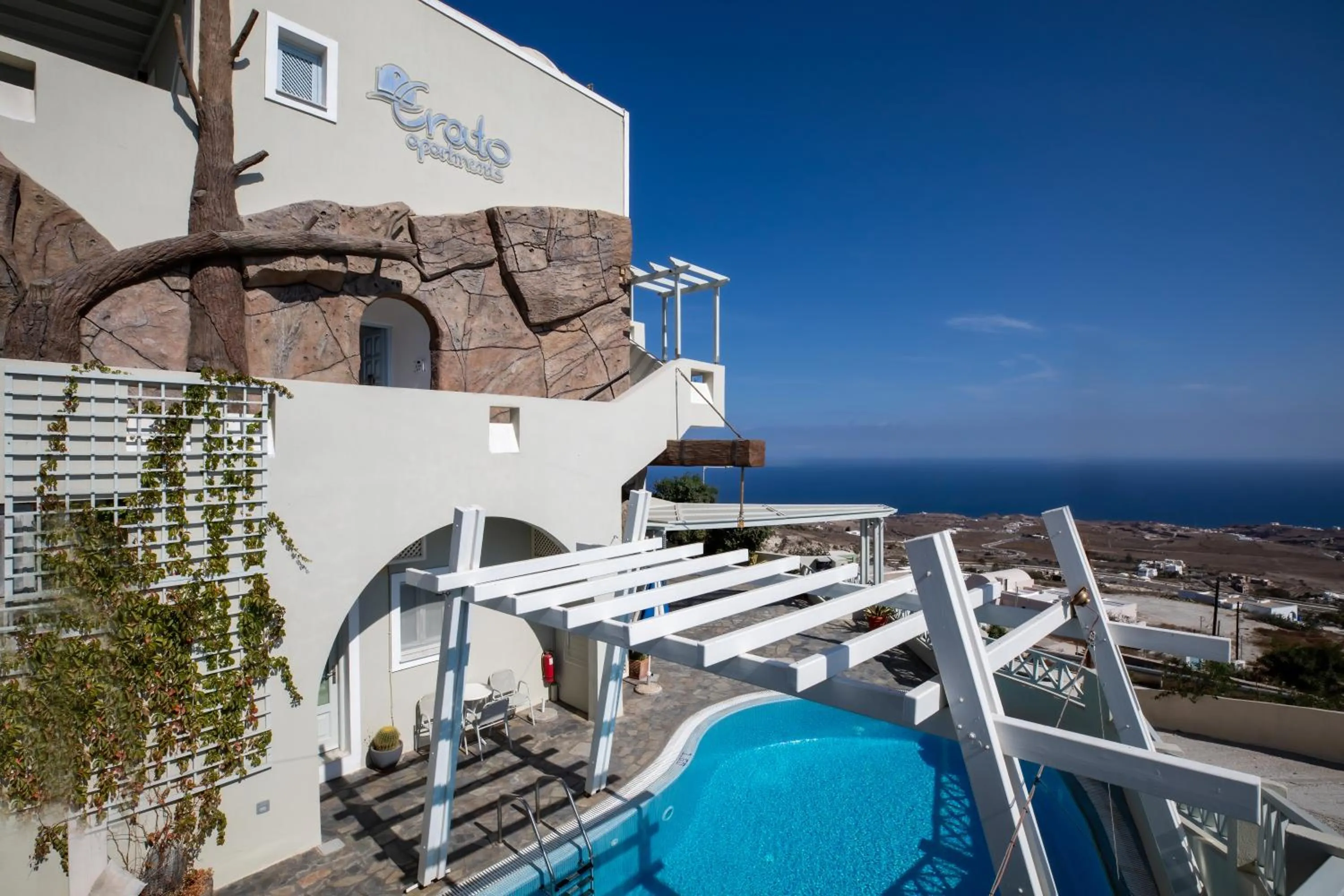 Erato Apartments