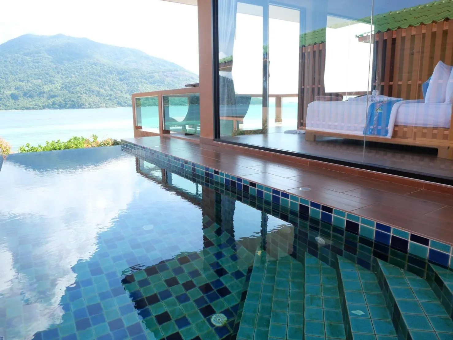 Mountain Resort Koh Lipe