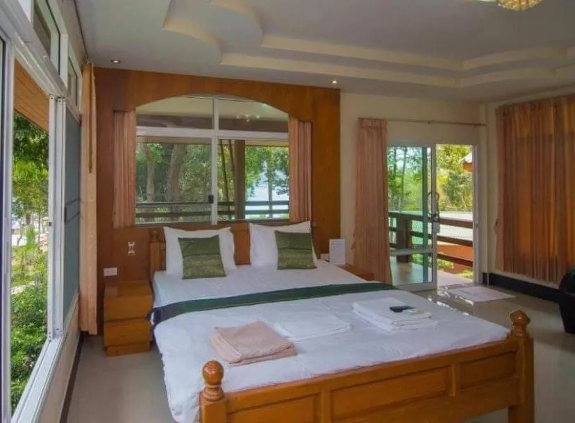 Bed in Mountain Resort Koh Lipe