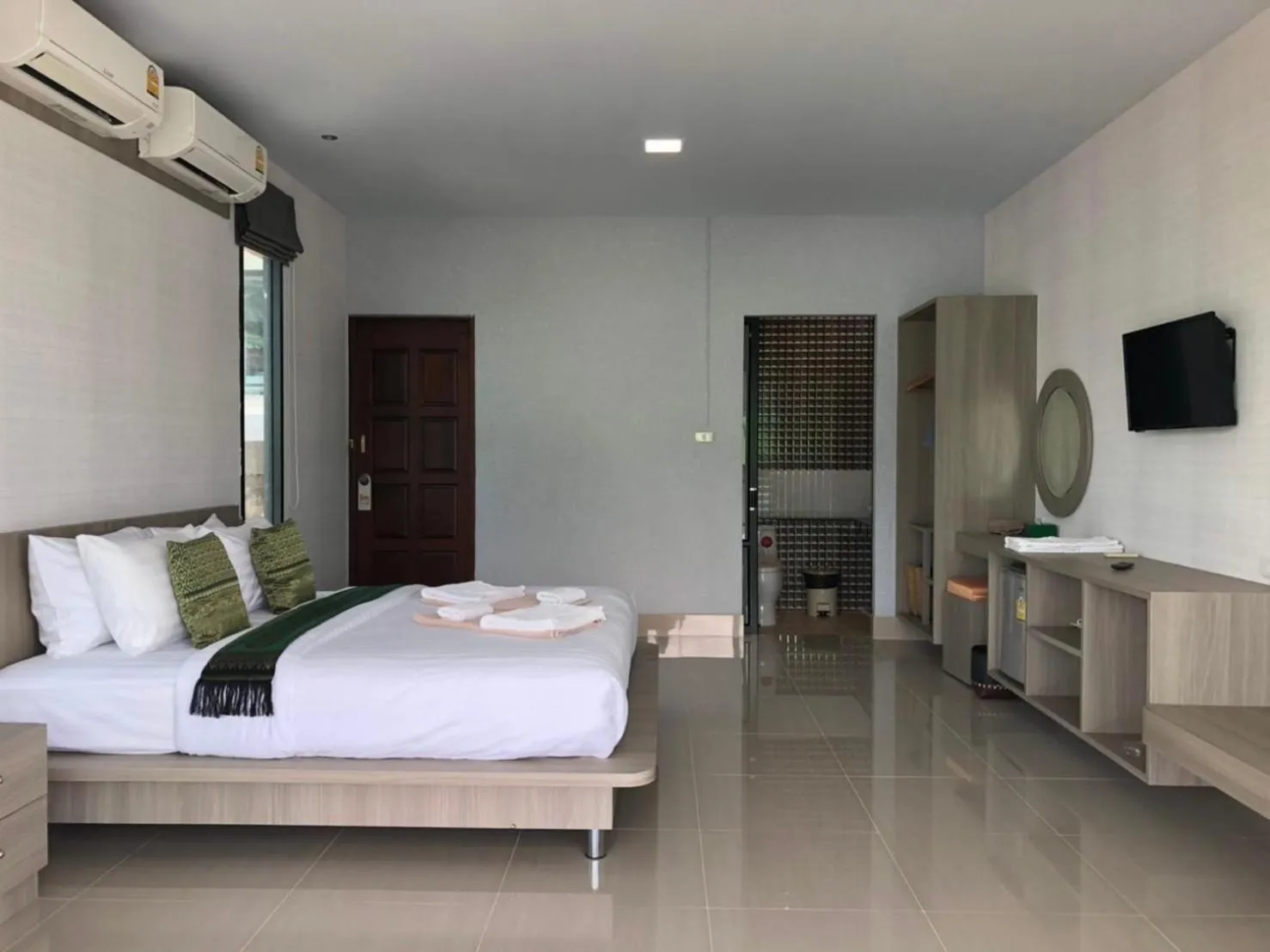 Bed in Mountain Resort Koh Lipe