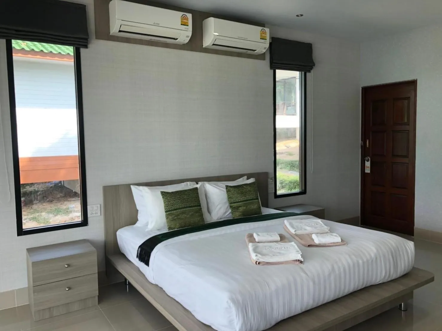 Bed in Mountain Resort Koh Lipe