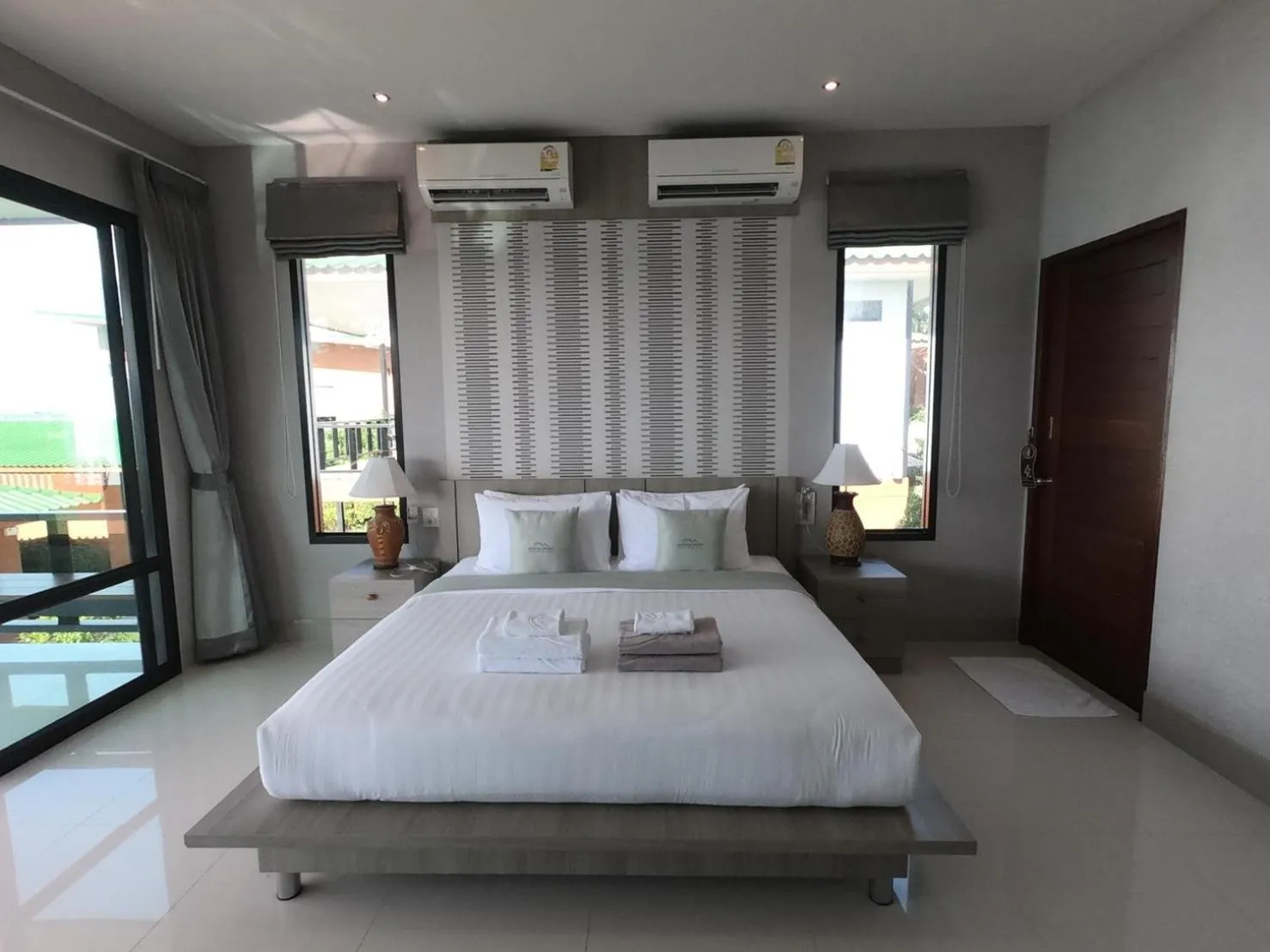 Bed in Mountain Resort Koh Lipe