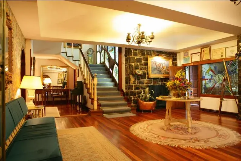 Facade/entrance in El Ancla Facade/entrance in El Ancla