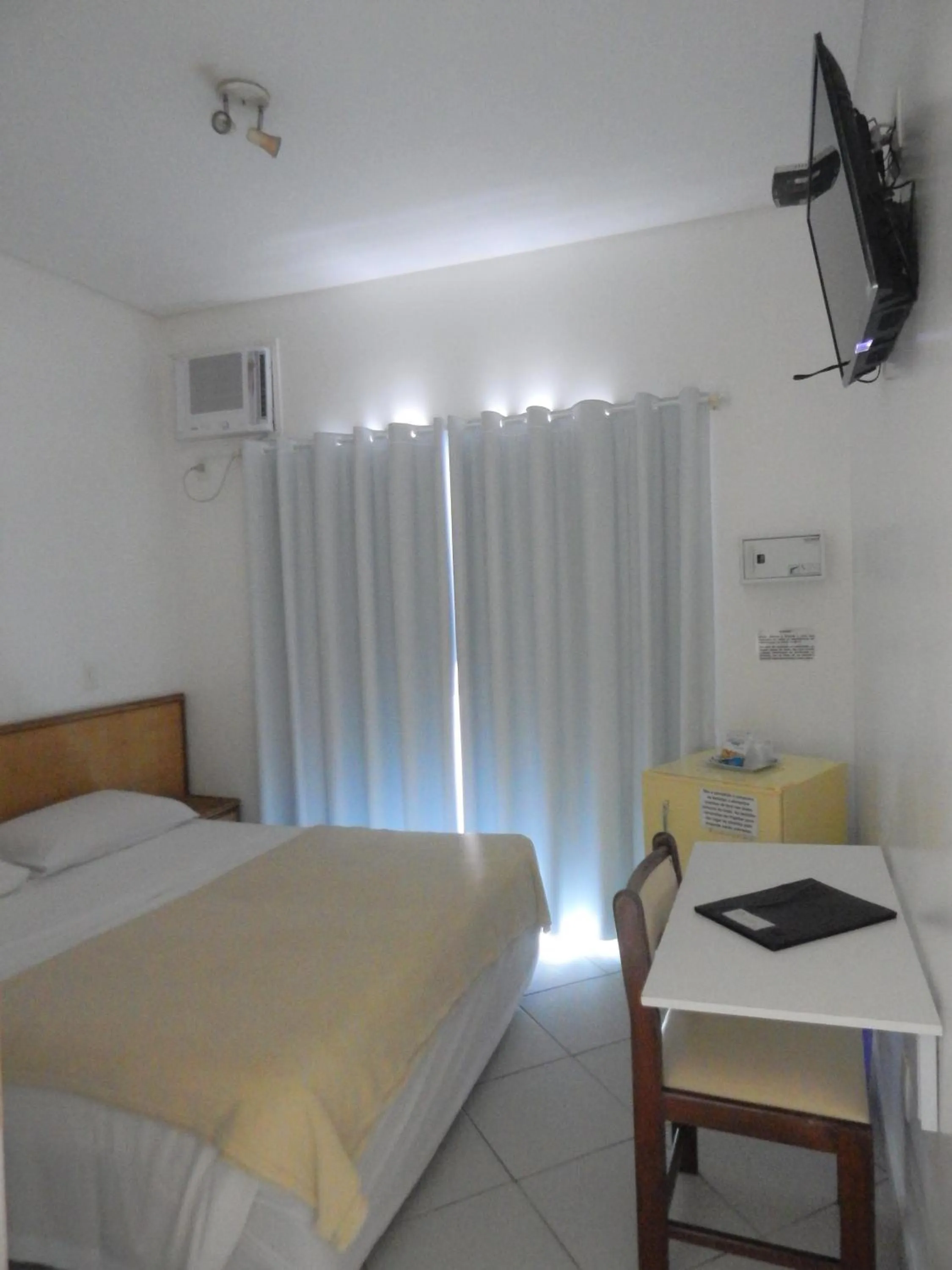 Photo of the whole room, Bed in Hotel Palmar