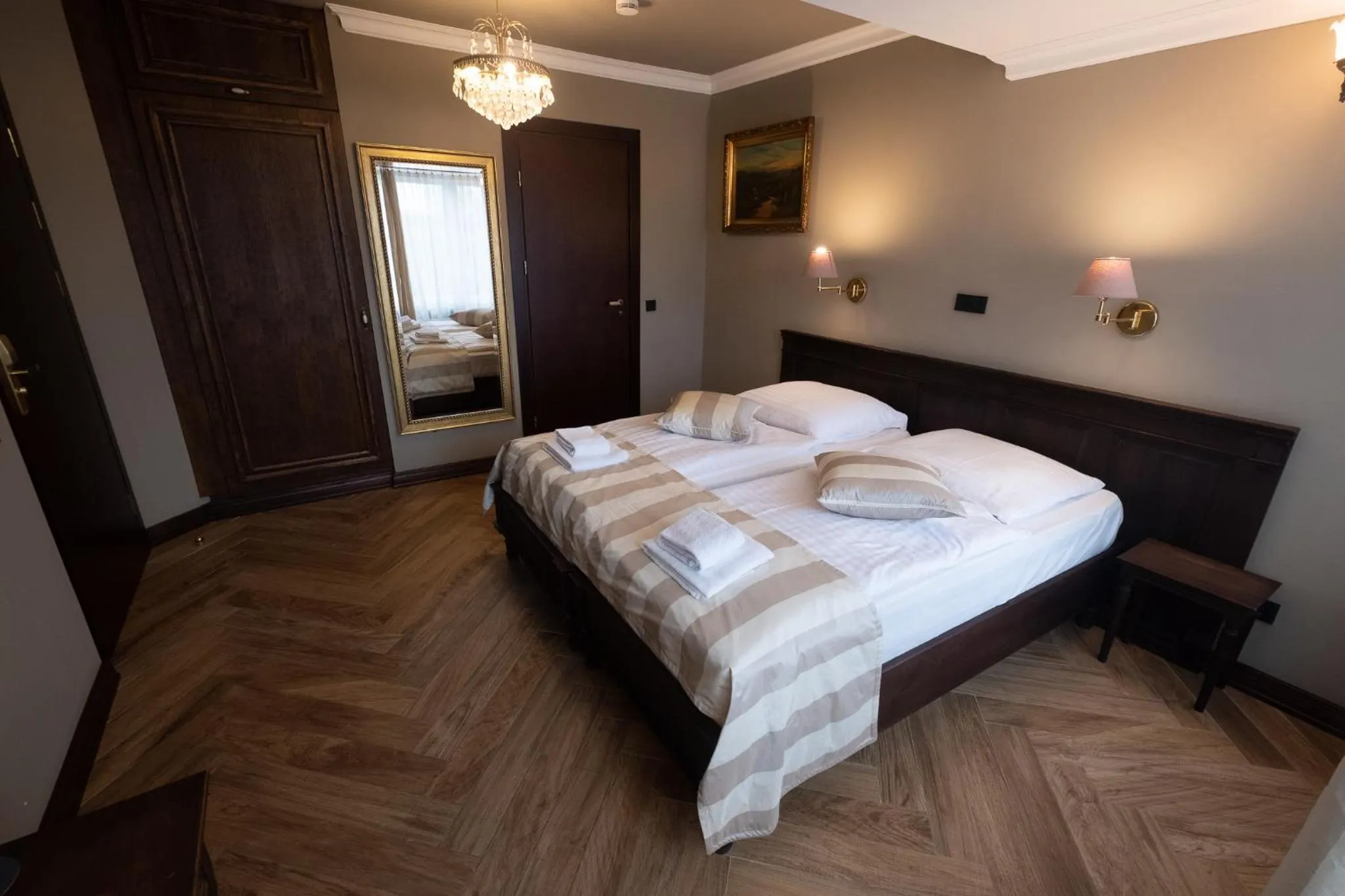 Photo of the whole room, Bed in Merite Hotels Hamburg Altona GmbH