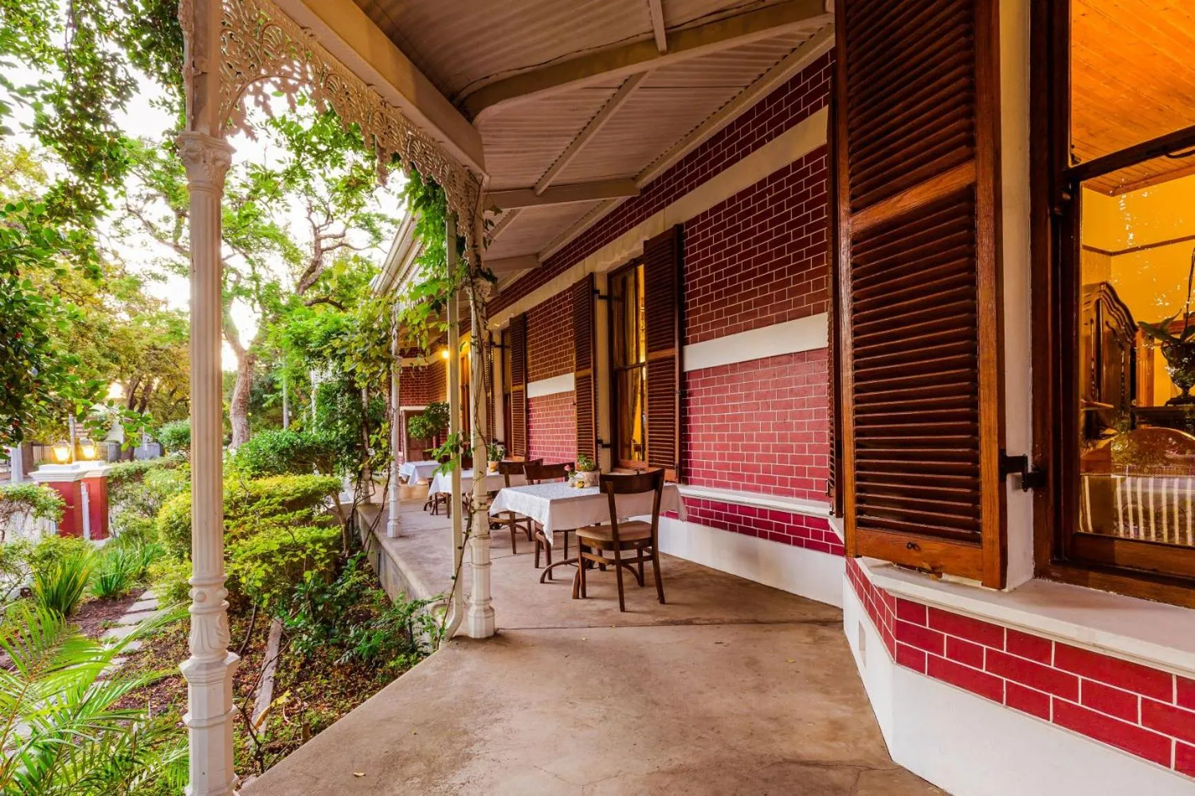 Patio in Roosenwijn Guesthouse