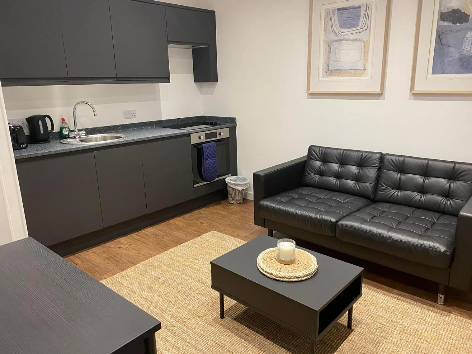 Kitchen or kitchenette in The Scot