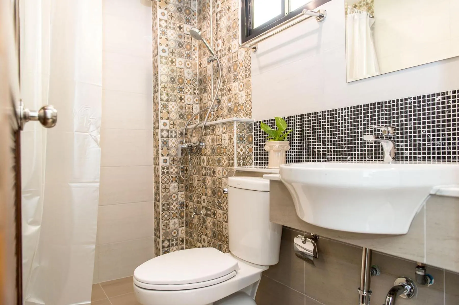 Bathroom in Villa Thai Orchid (adult only)