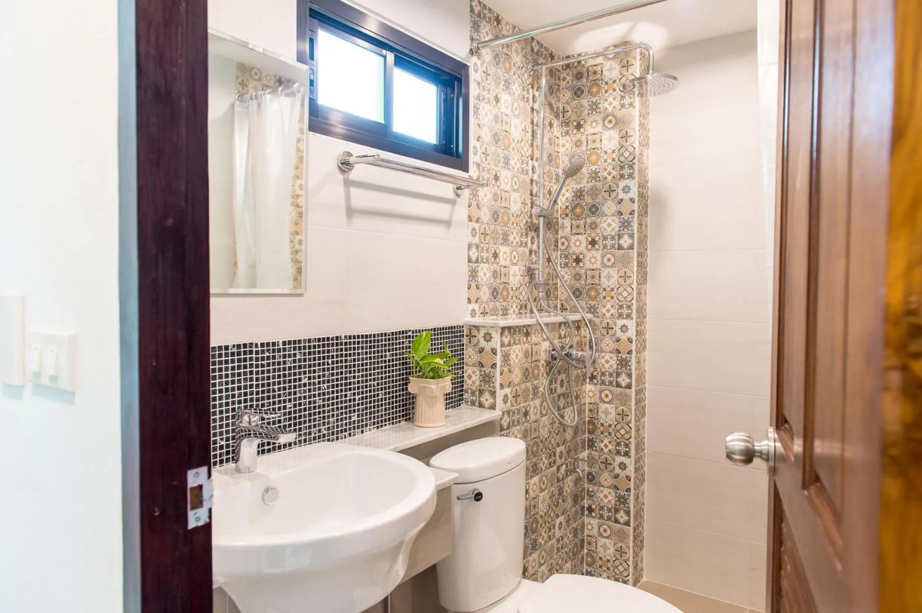 Bathroom in Villa Thai Orchid (adult only)