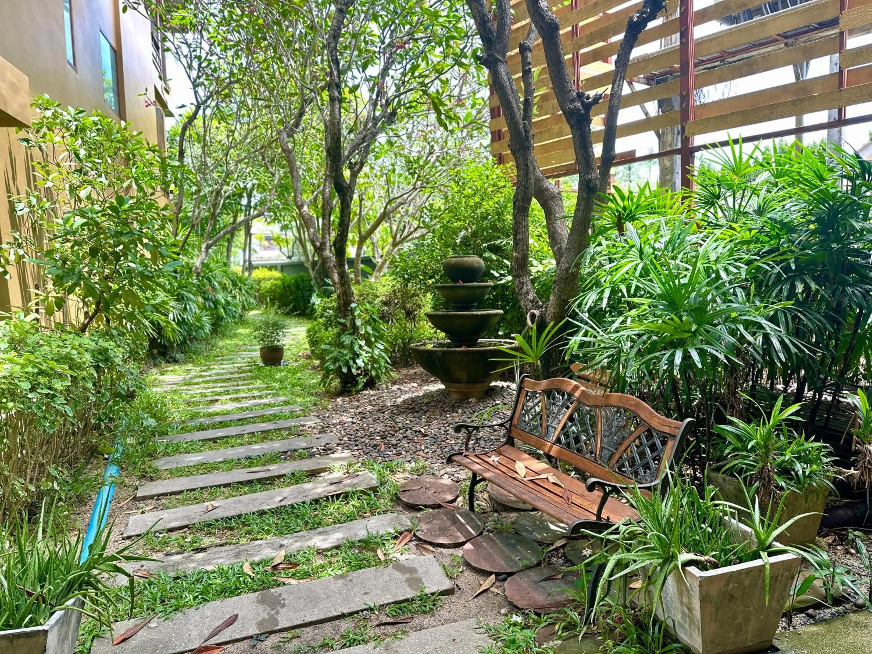 Area and facilities in Deva Beach Resort Samui