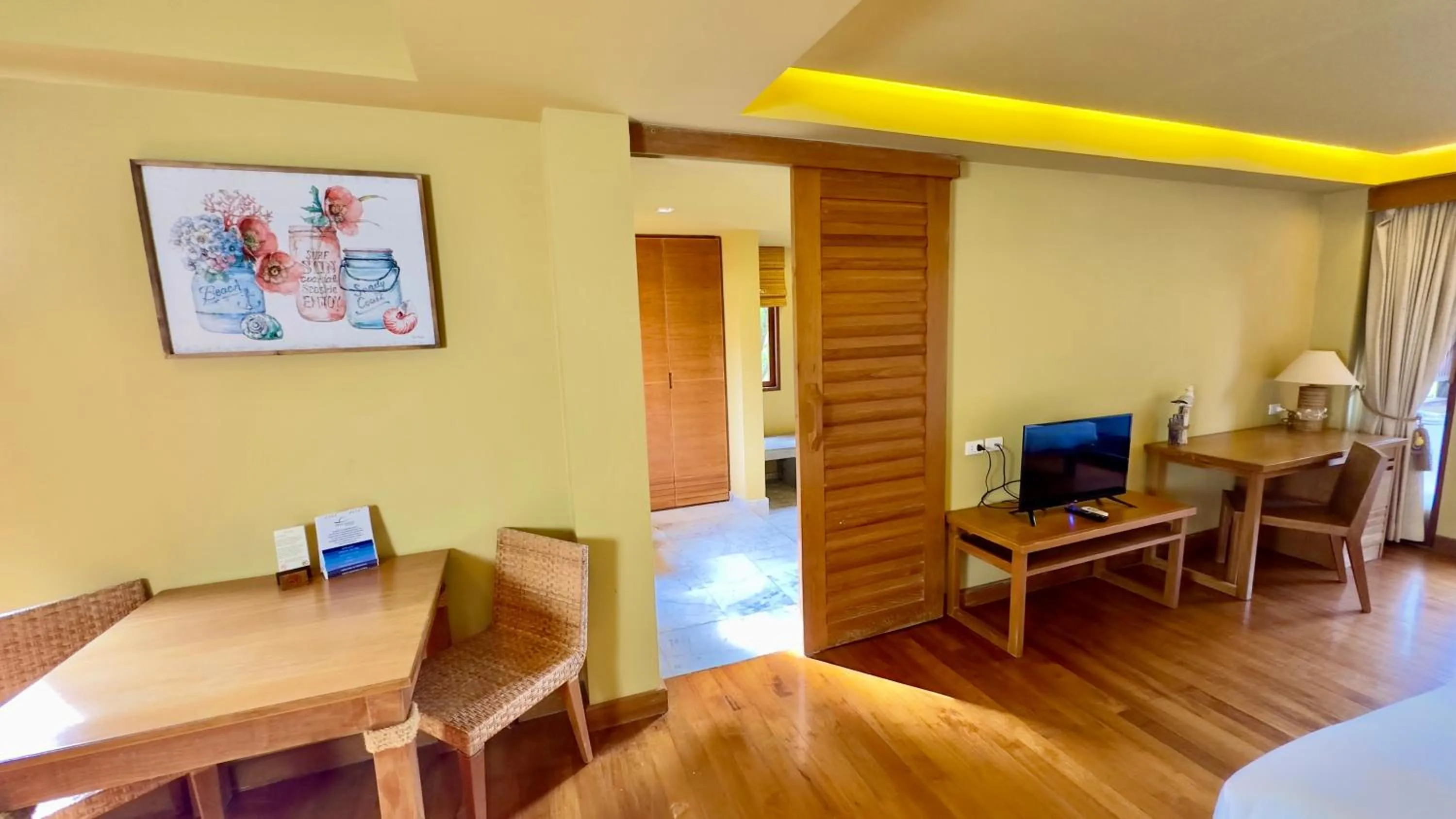 TV and multimedia in Deva Beach Resort Samui