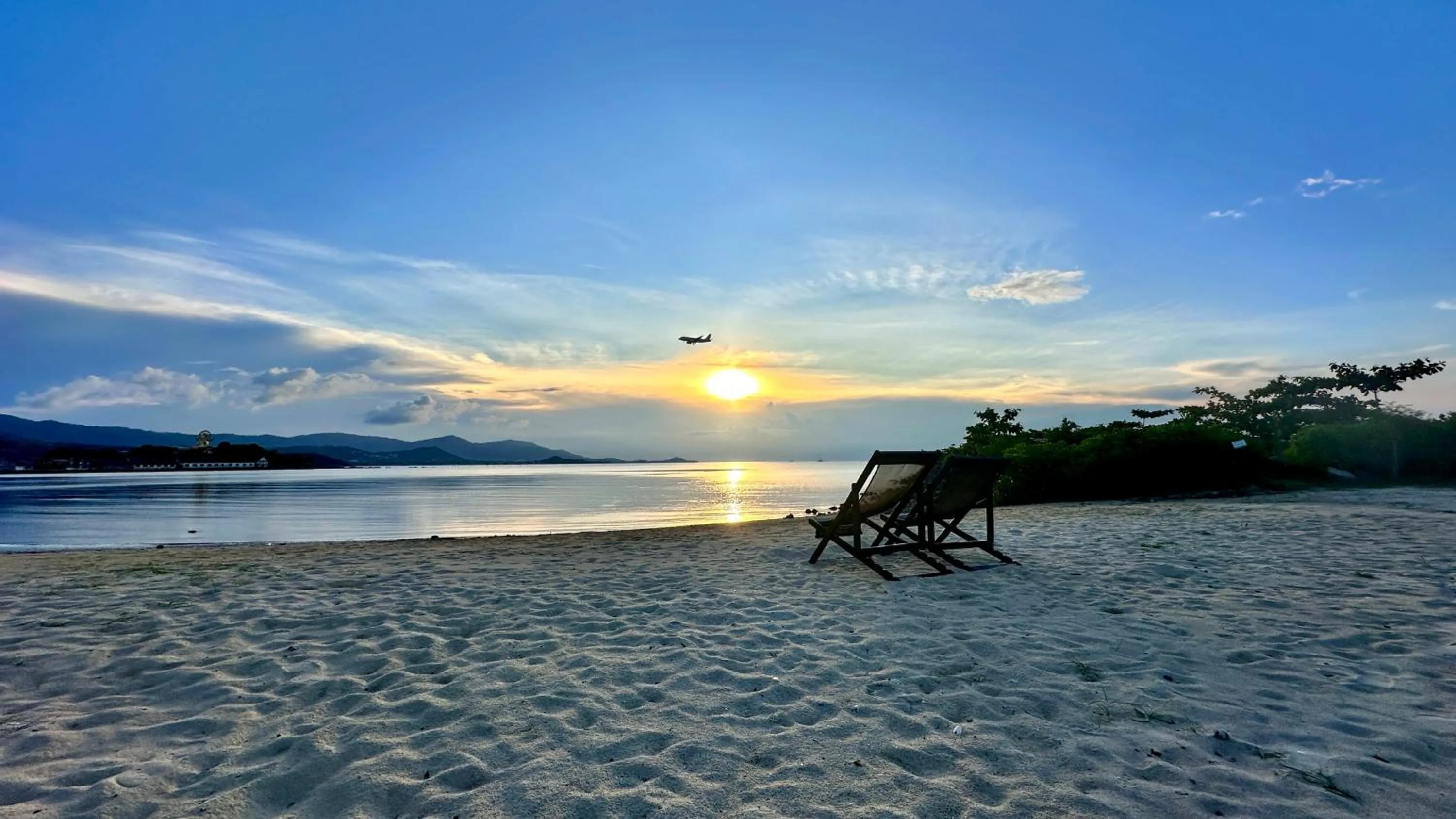 Beach in Deva Beach Resort Samui