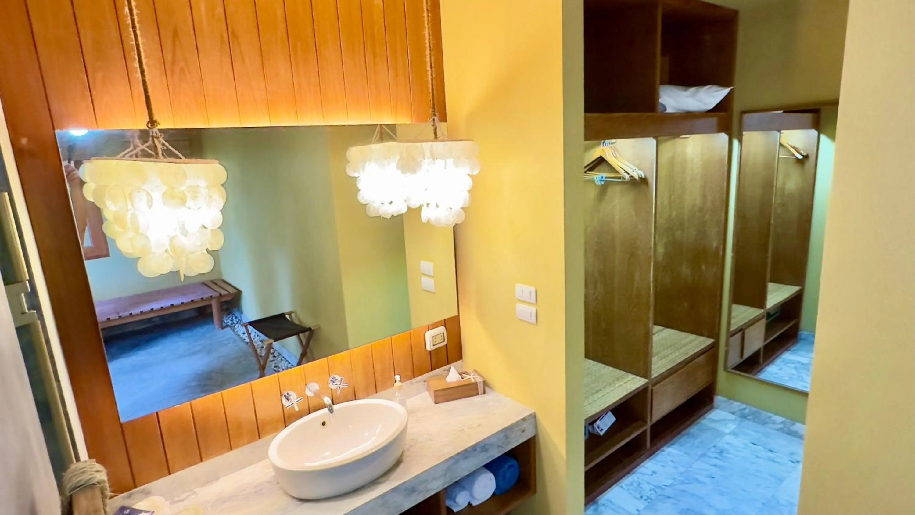 Decorative detail in Deva Beach Resort Samui