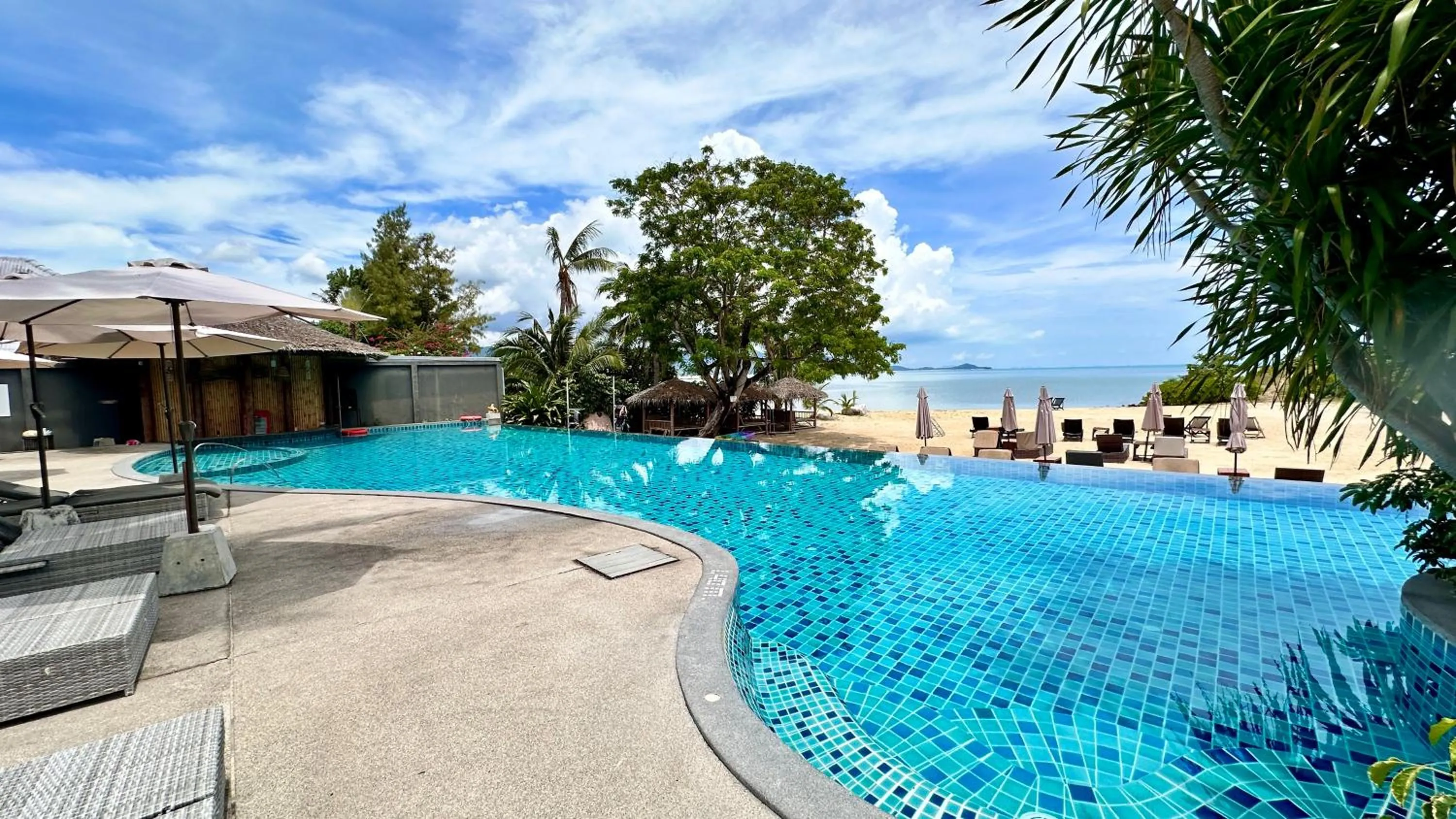 Beach in Deva Beach Resort Samui