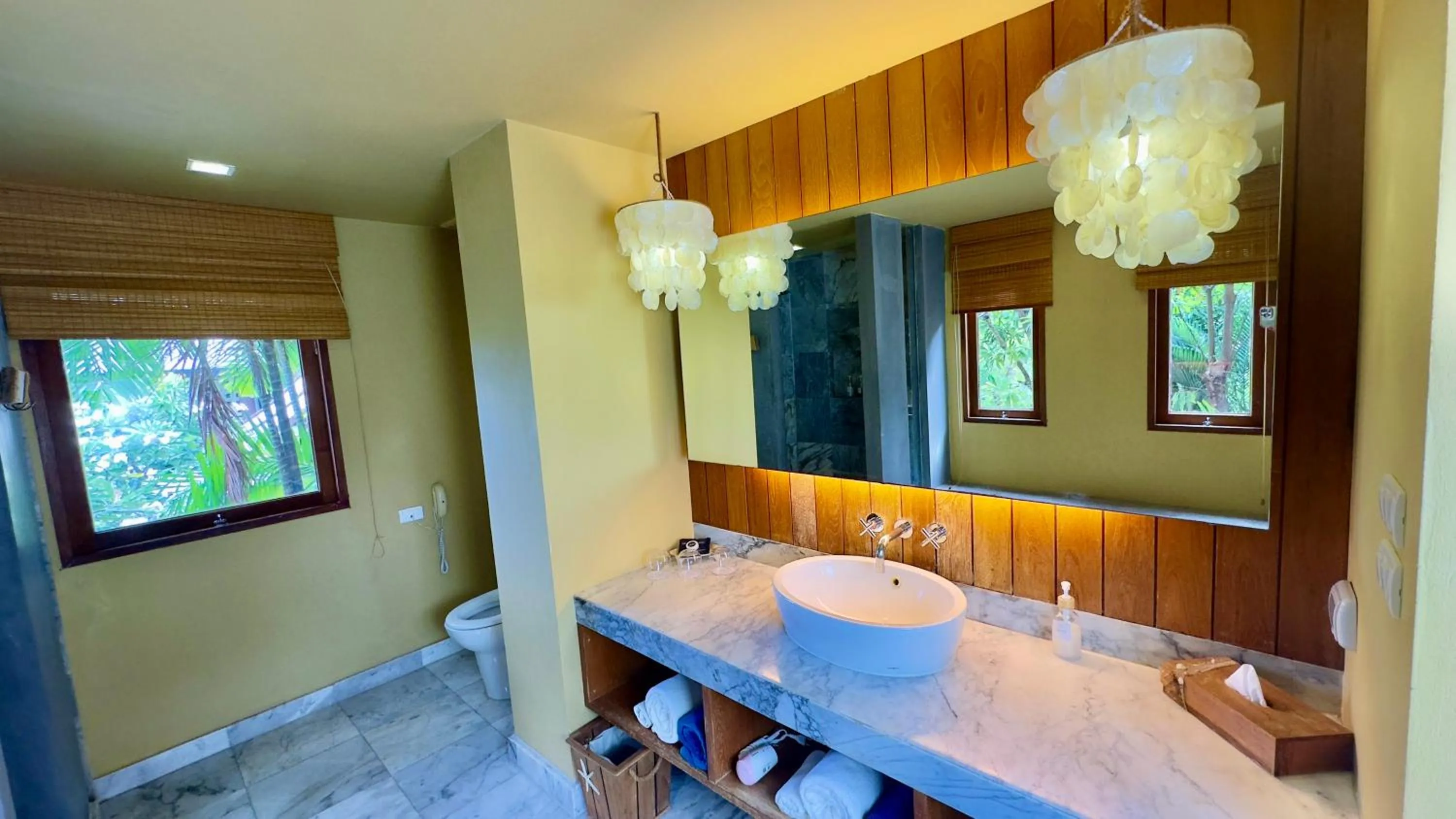 Toilet in Deva Beach Resort Samui