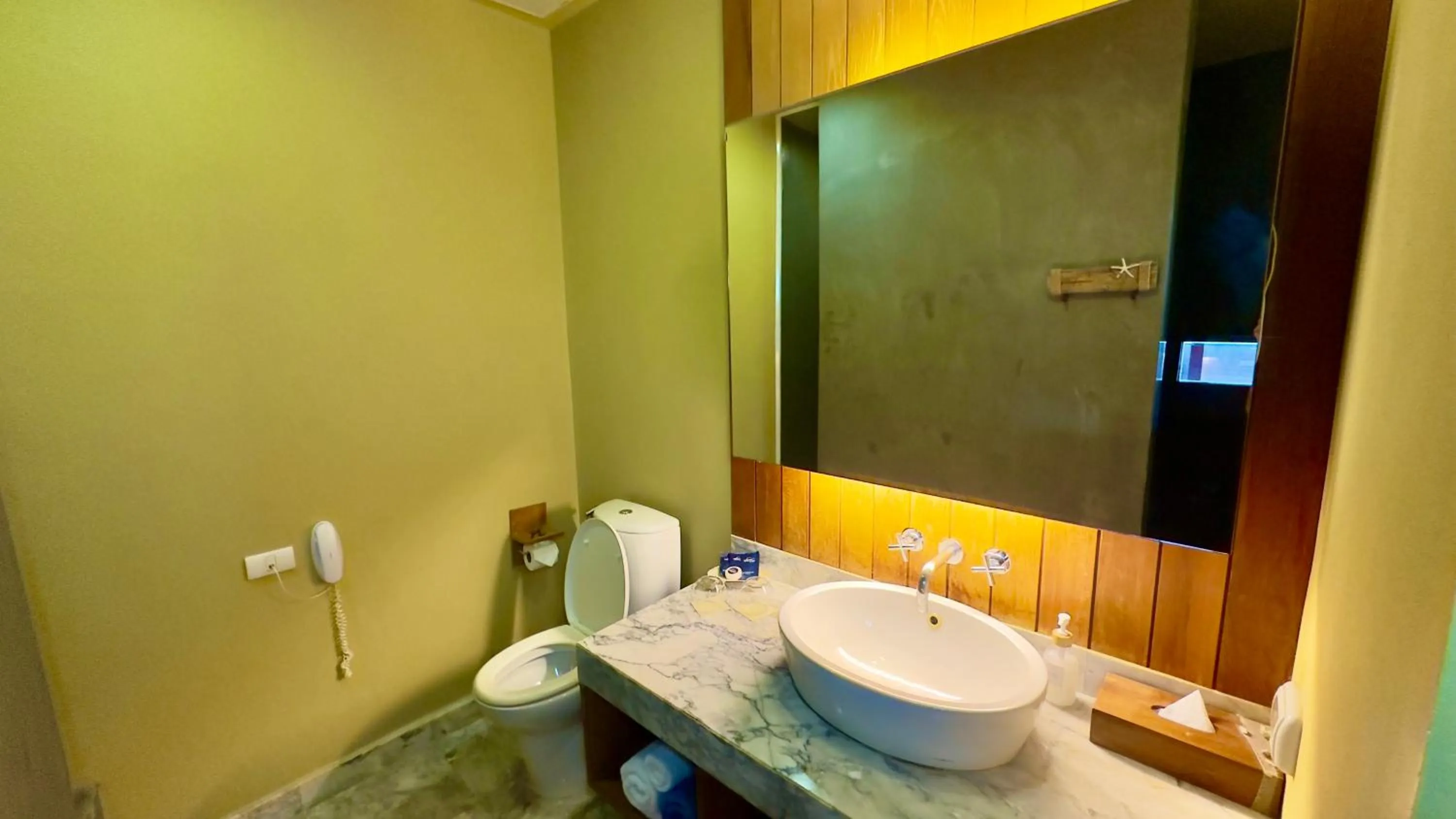 Toilet in Deva Beach Resort Samui