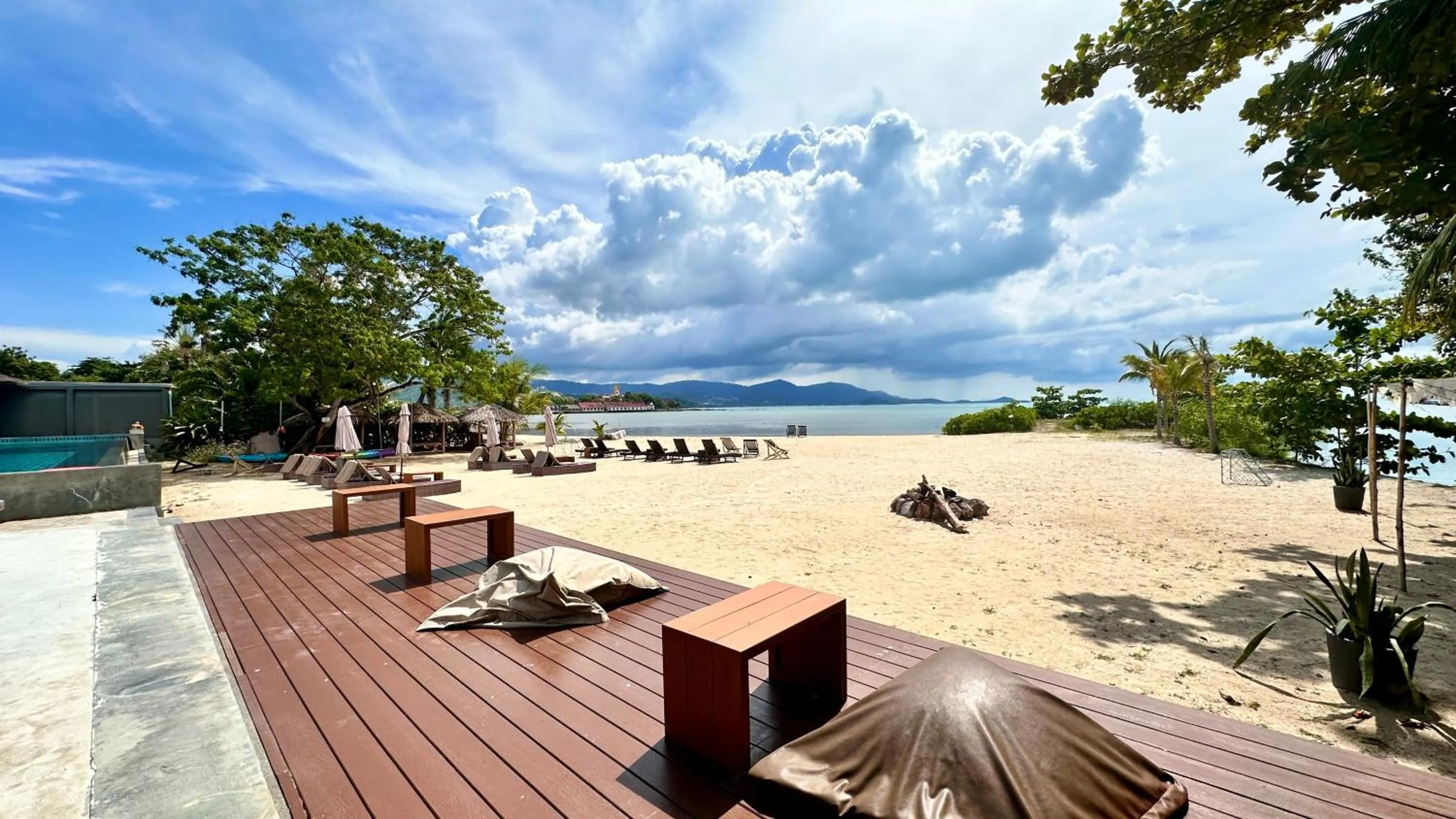 Beach in Deva Beach Resort Samui