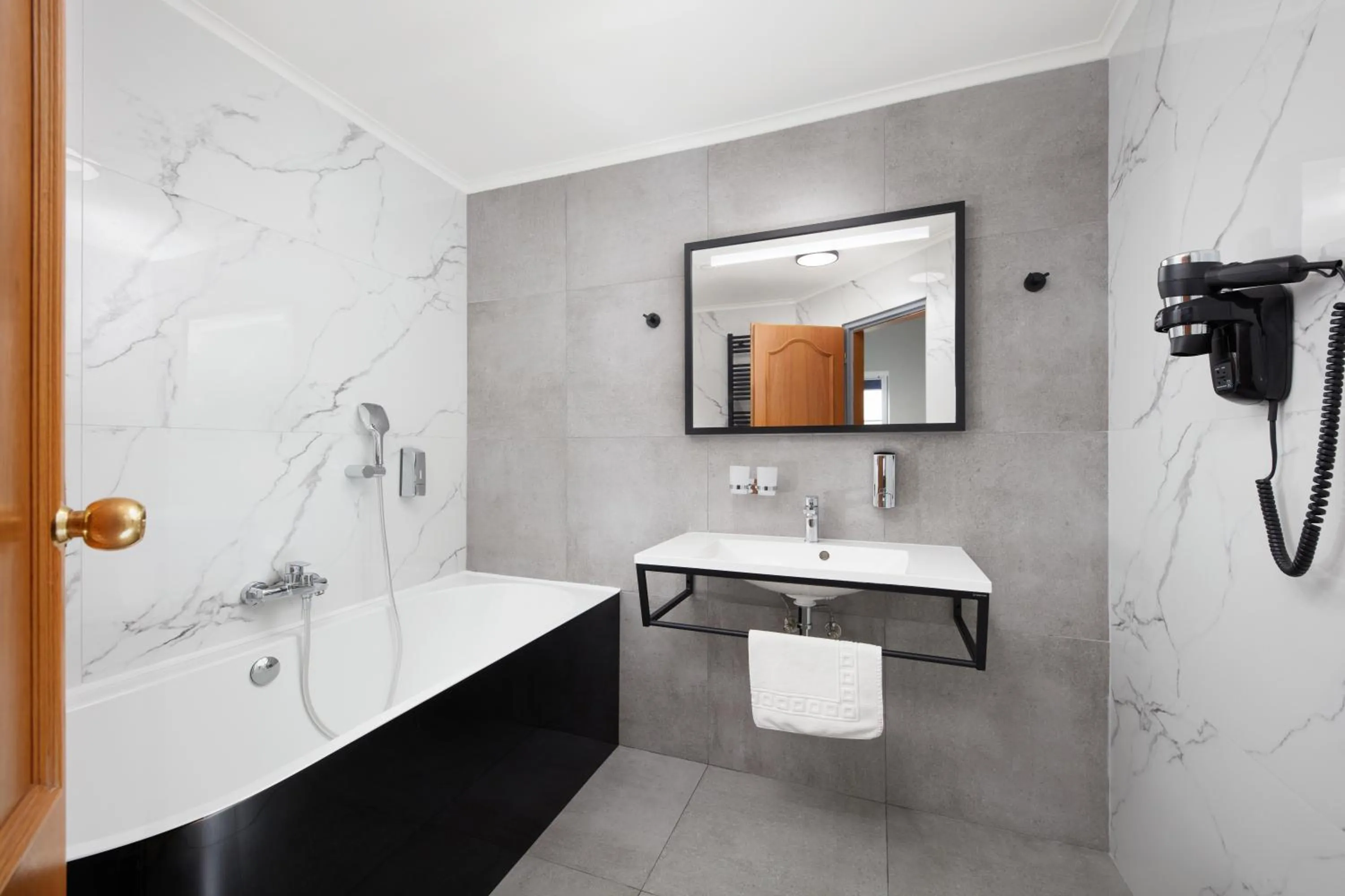 Bathroom in Hotel Nikolas