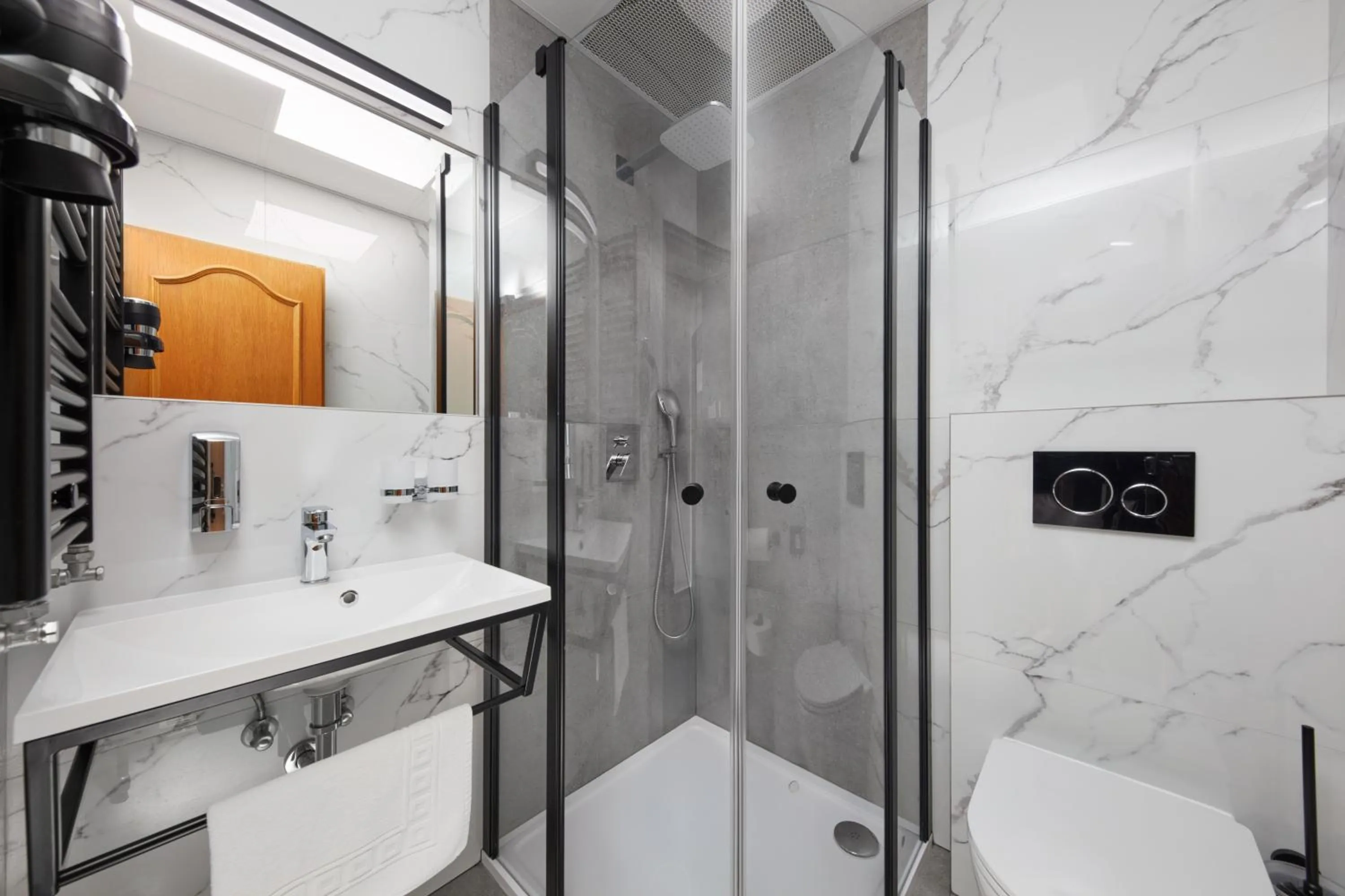 Bathroom in Hotel Nikolas