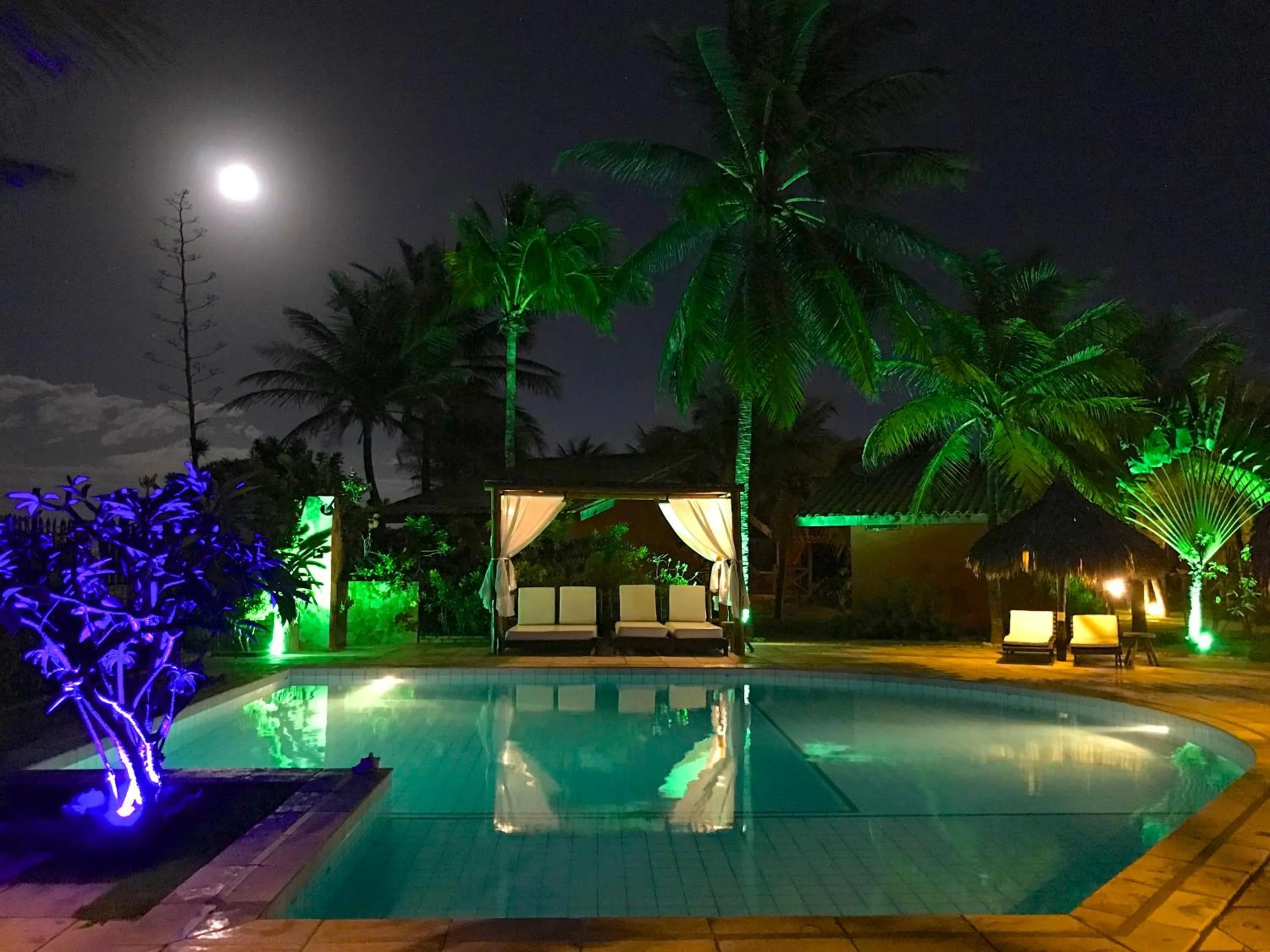 Night in Hotel Pousada Beleza das Ondas