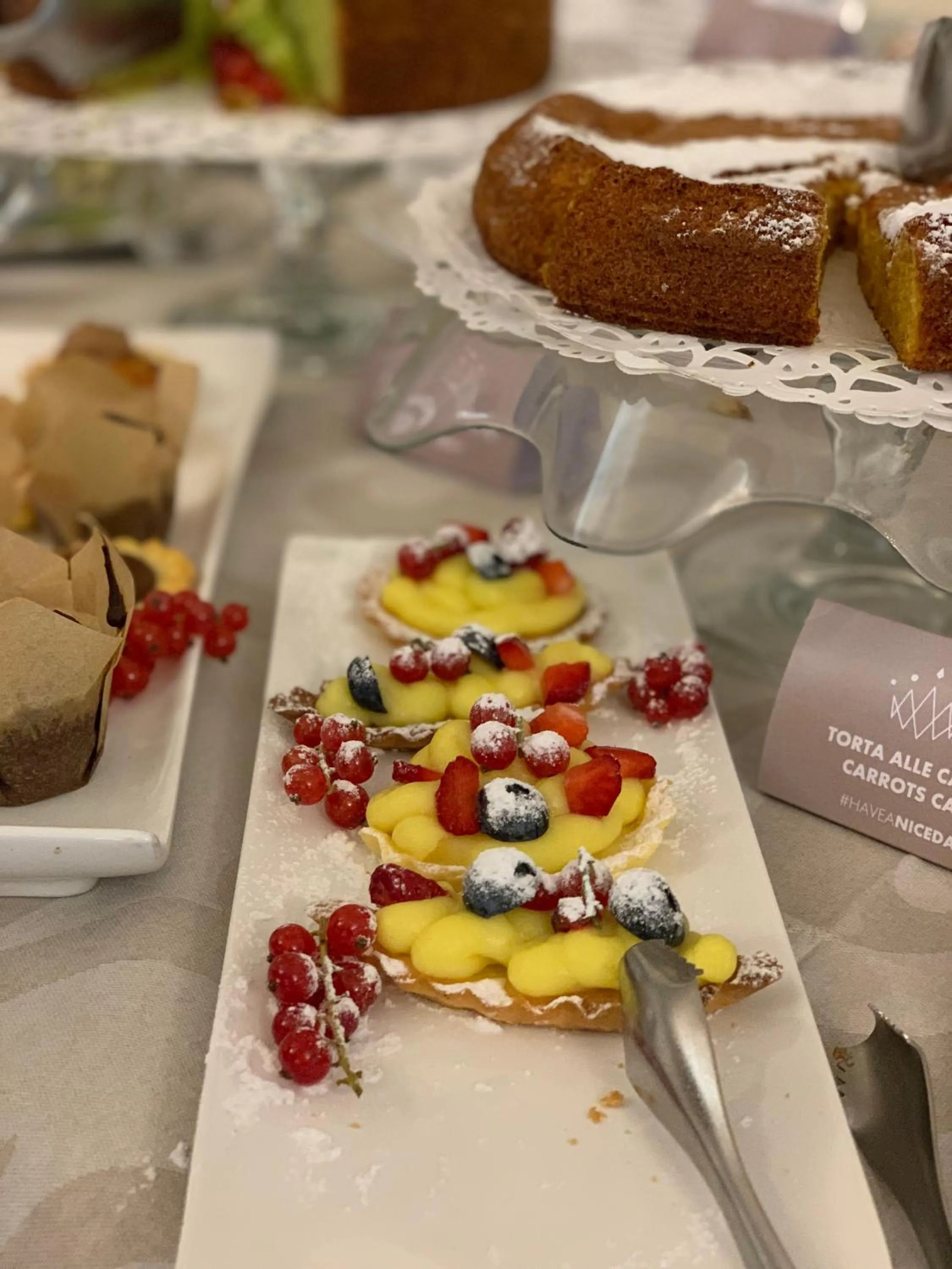 Food and drinks in Hotel Villa Paola