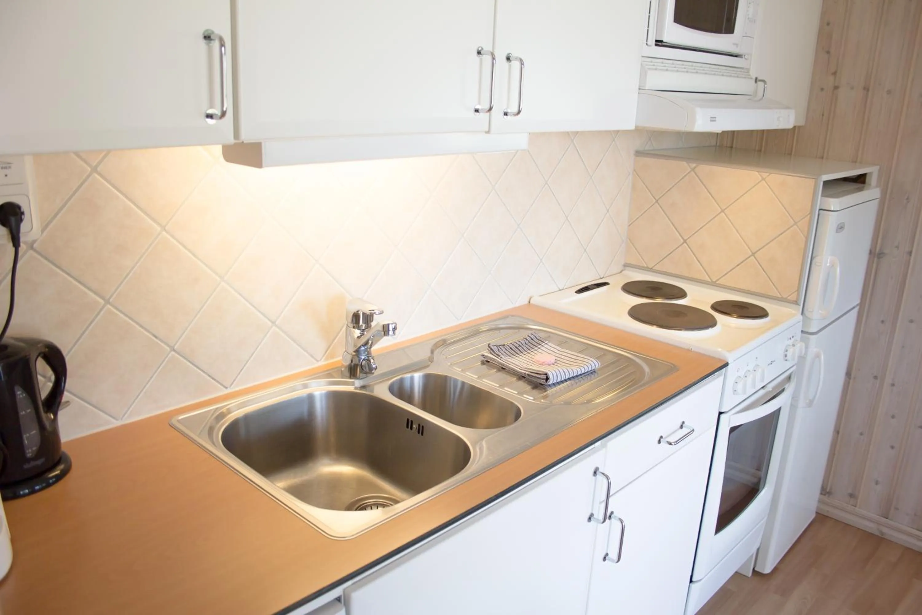 Kitchen or kitchenette in Hafsten Resort