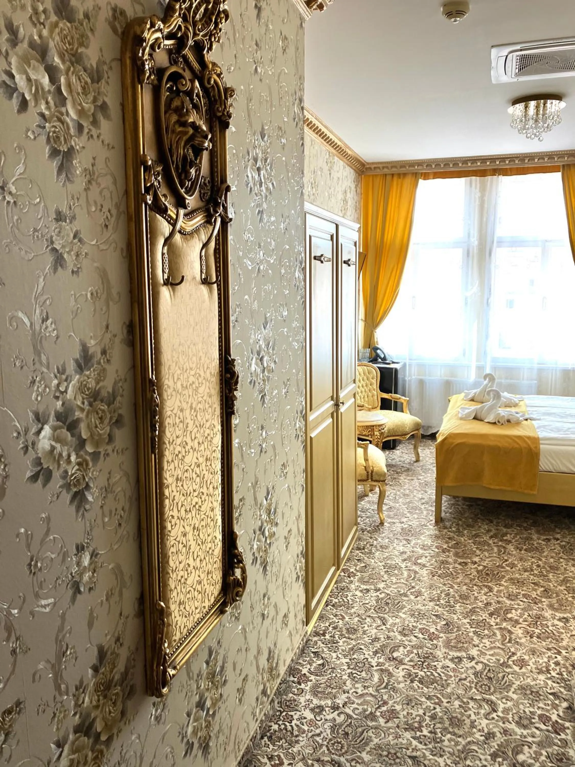 towels, Bed in SPA Hotel Liliova Prague Old Town