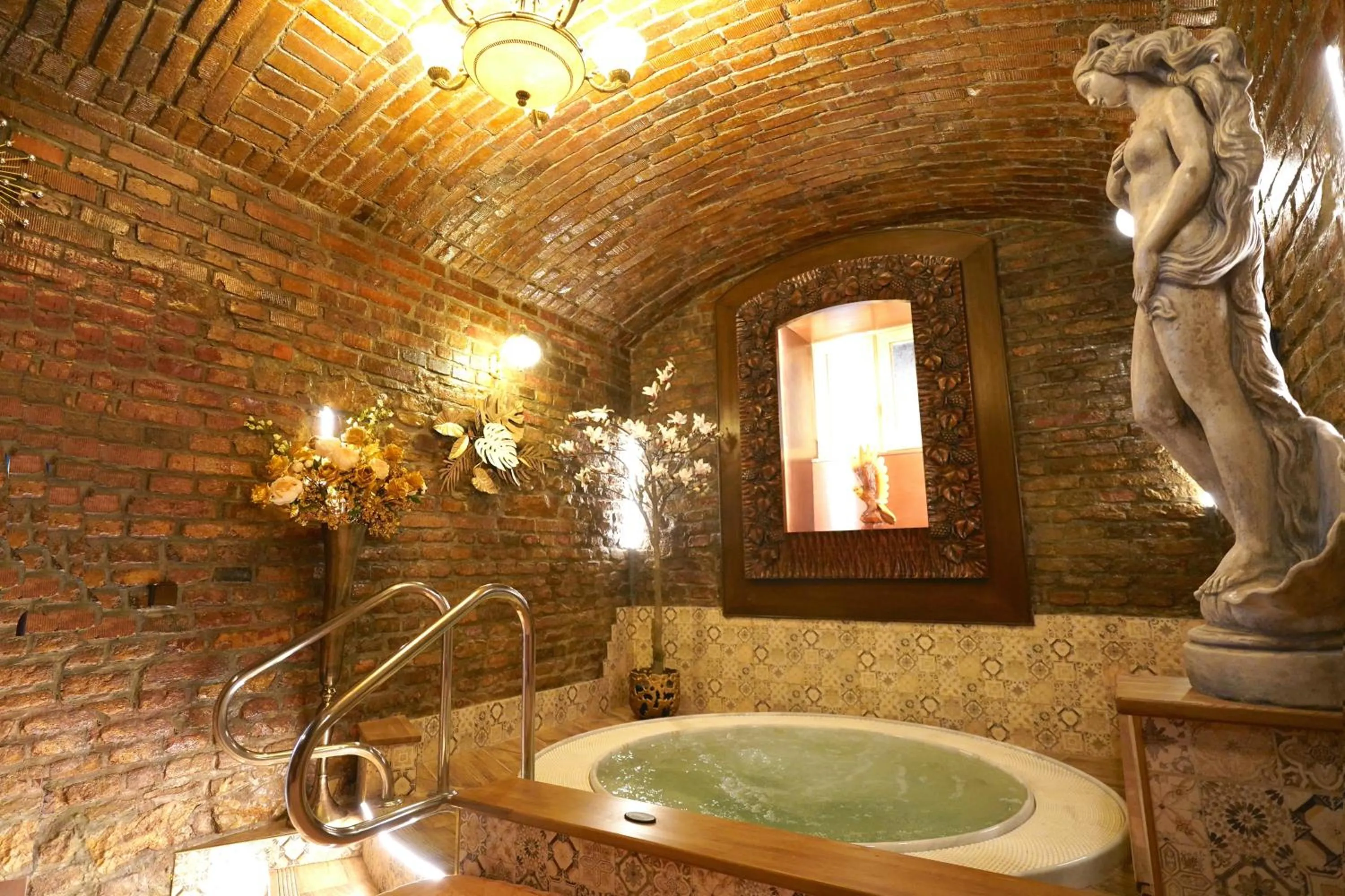 Hot Tub in SPA Hotel Liliova Prague Old Town