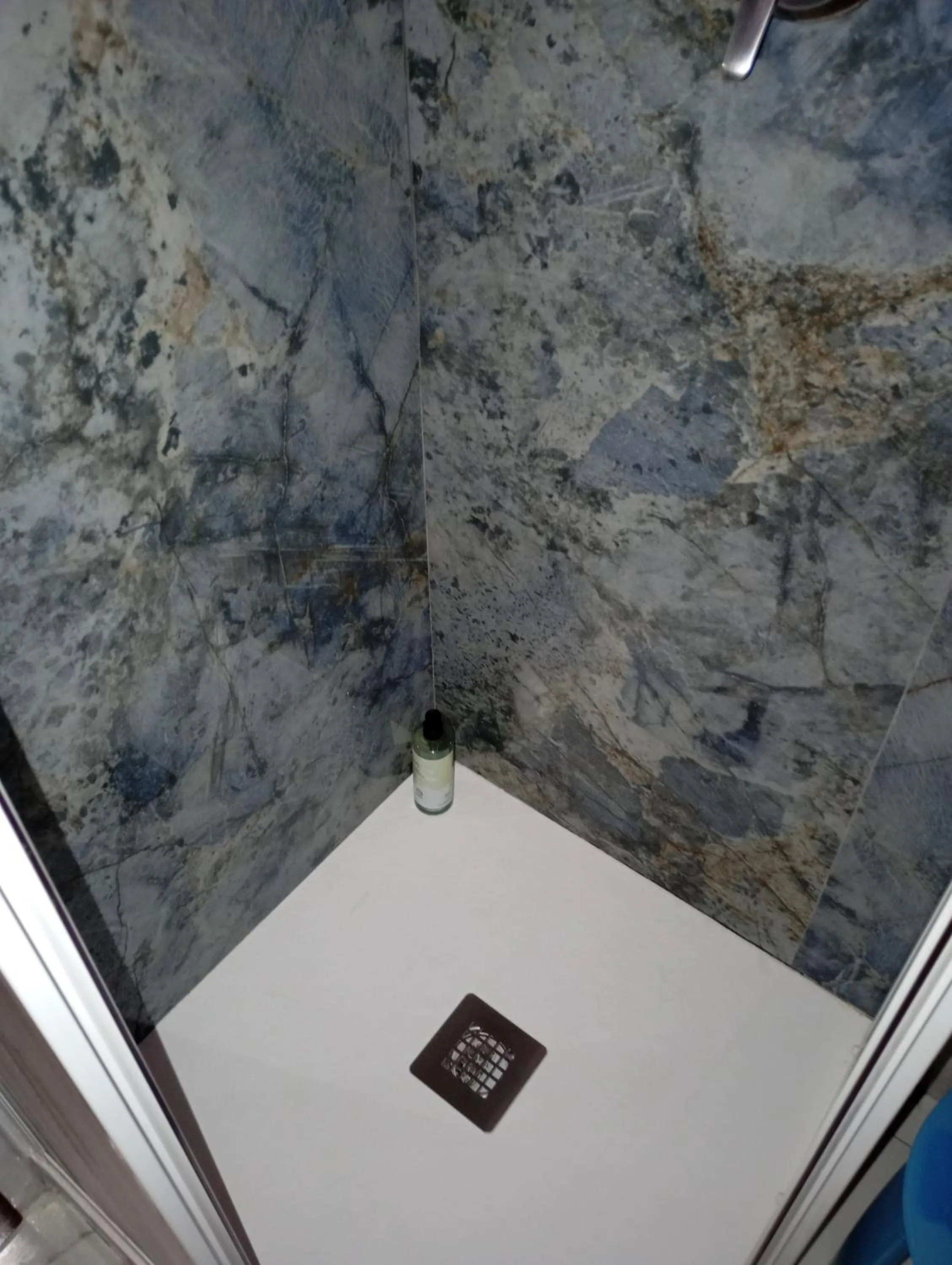 Shower in Il Leone D'Oro