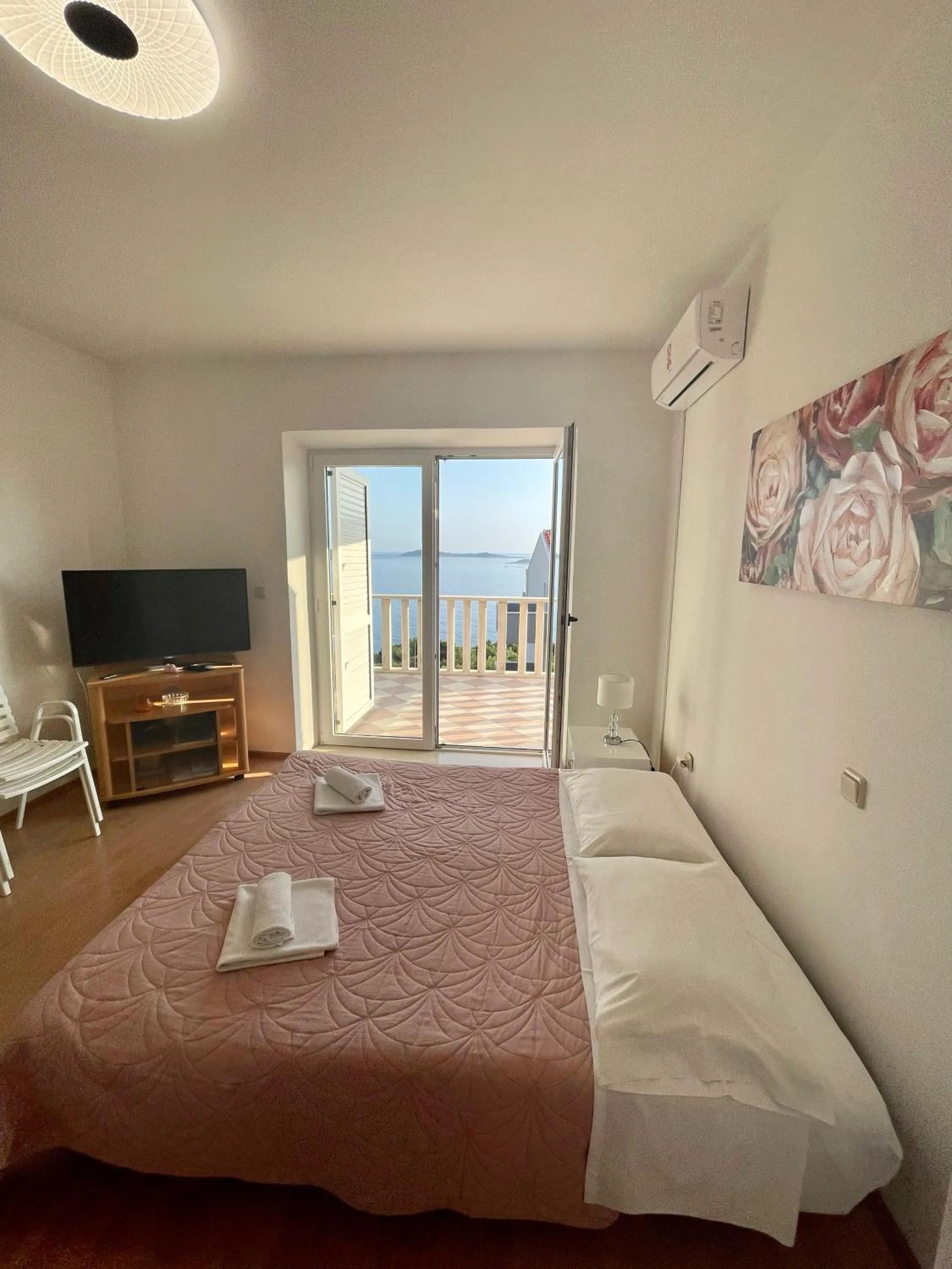 Bed in Apartments Marnic