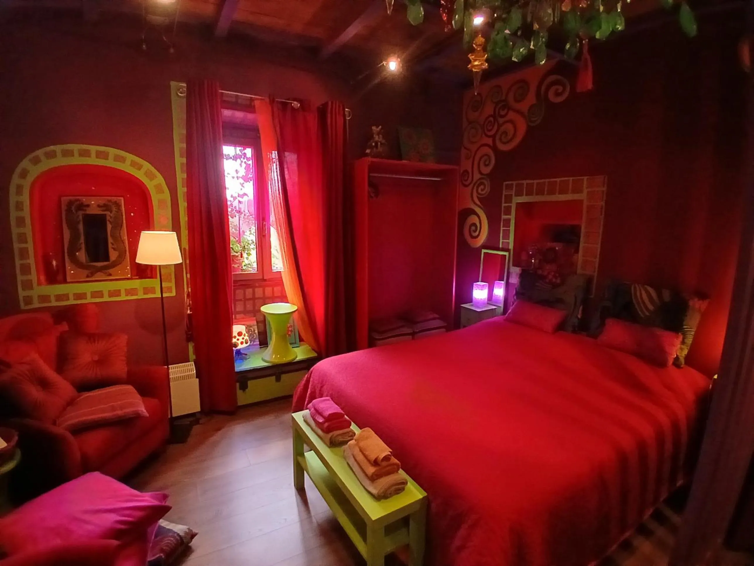 Bed in Suite d'Artista Calcata