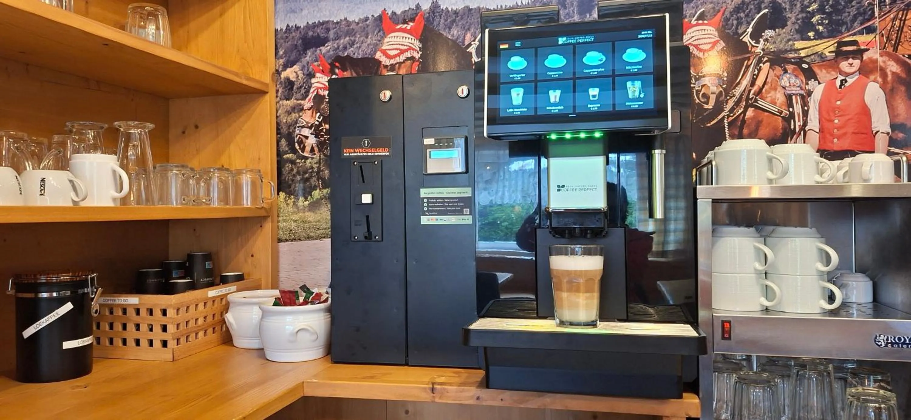 Restaurant/places to eat in ROSSLWIRT-Rast