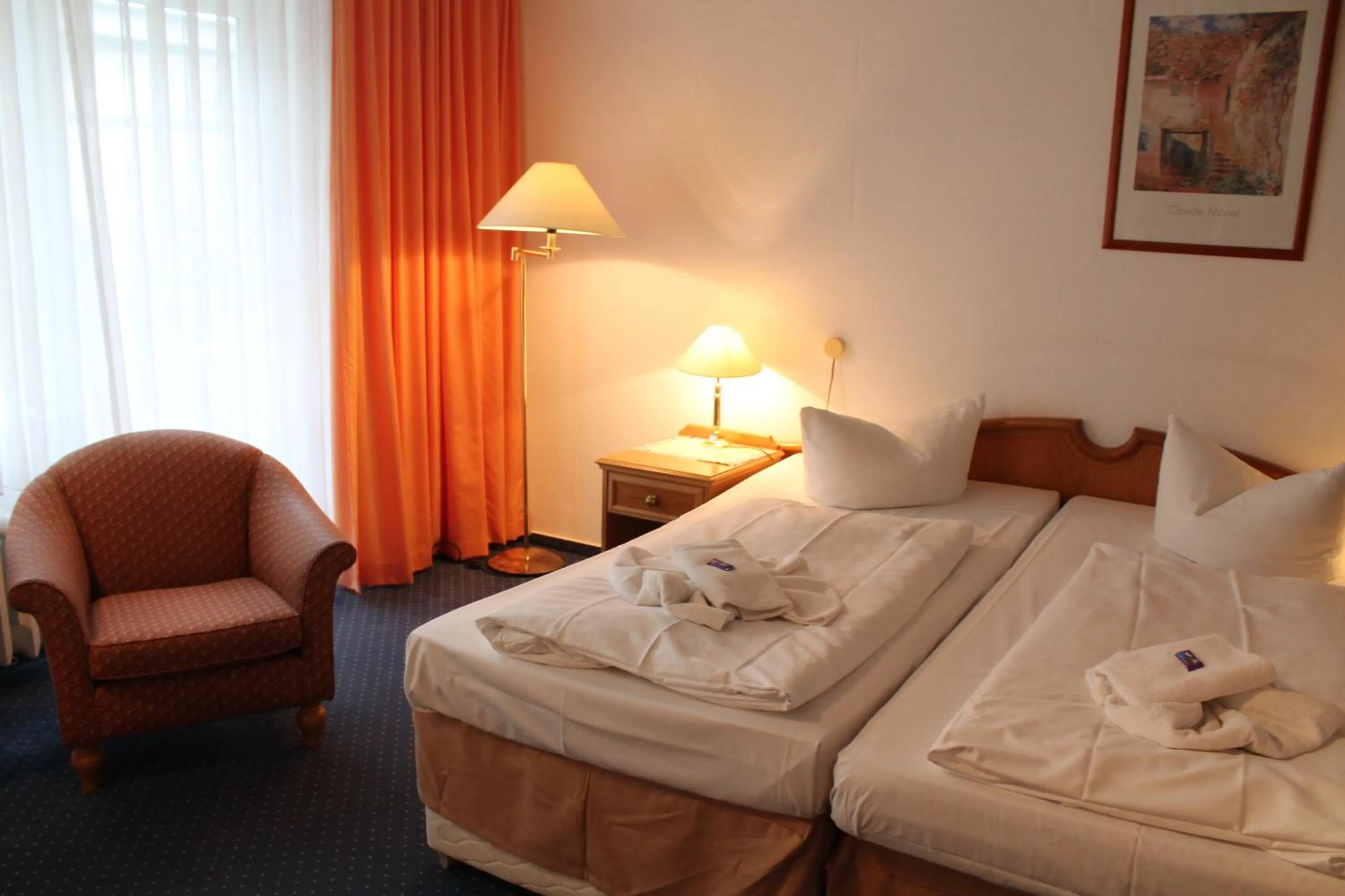 Bed in Hotel Zum Strand