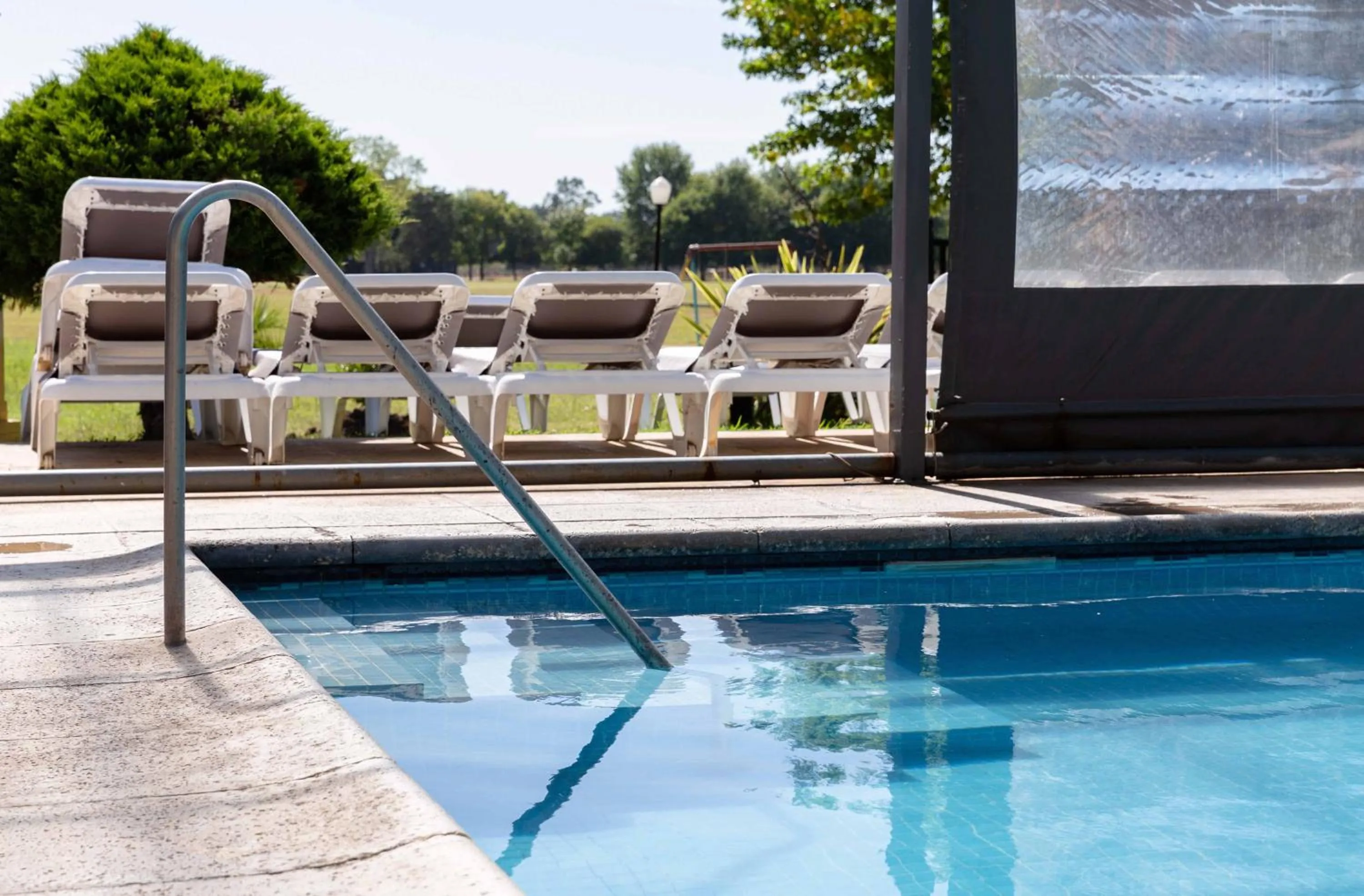 Swimming pool in Wyndham Garden Luján