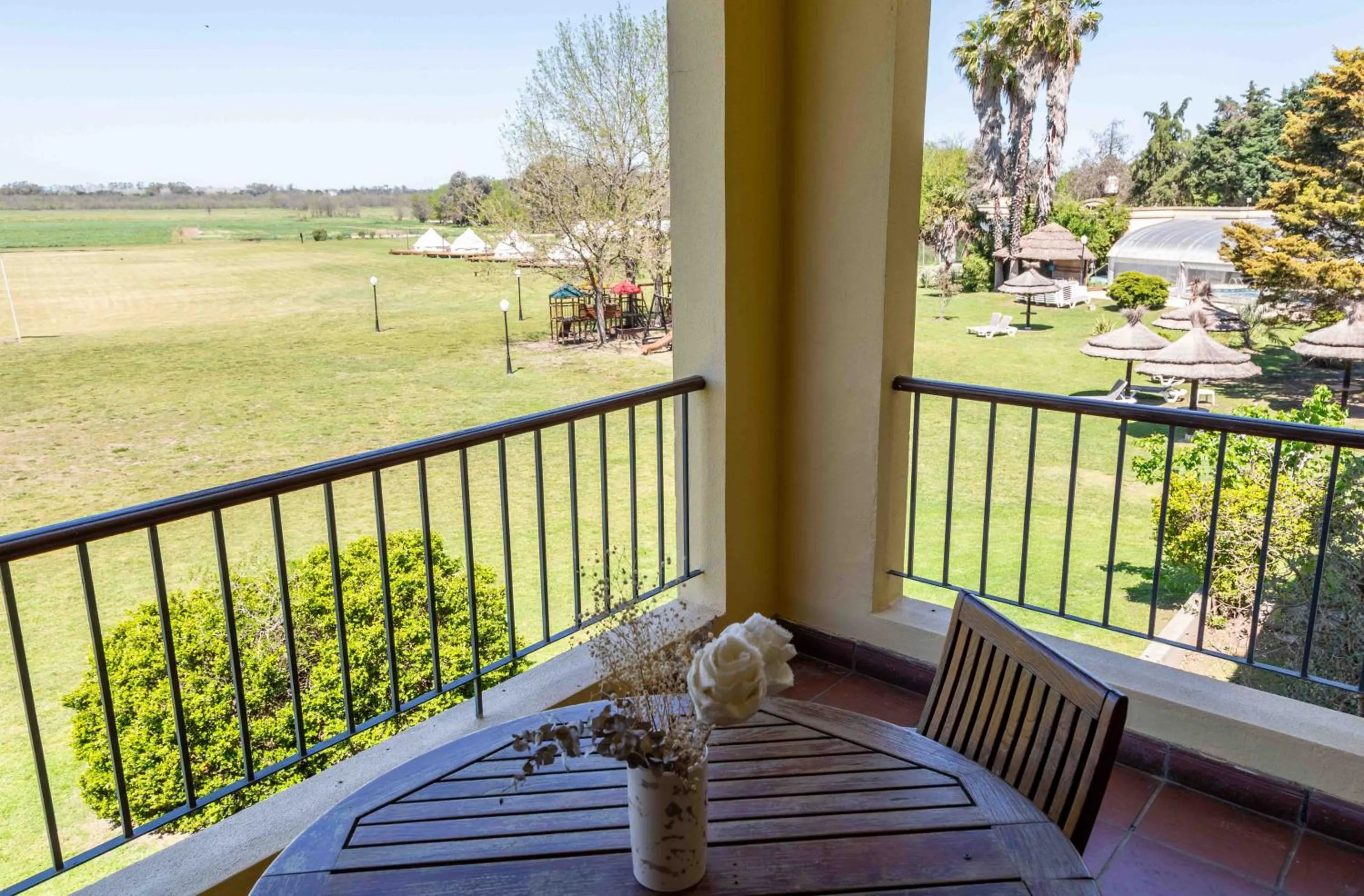 Garden view in Wyndham Garden Luján