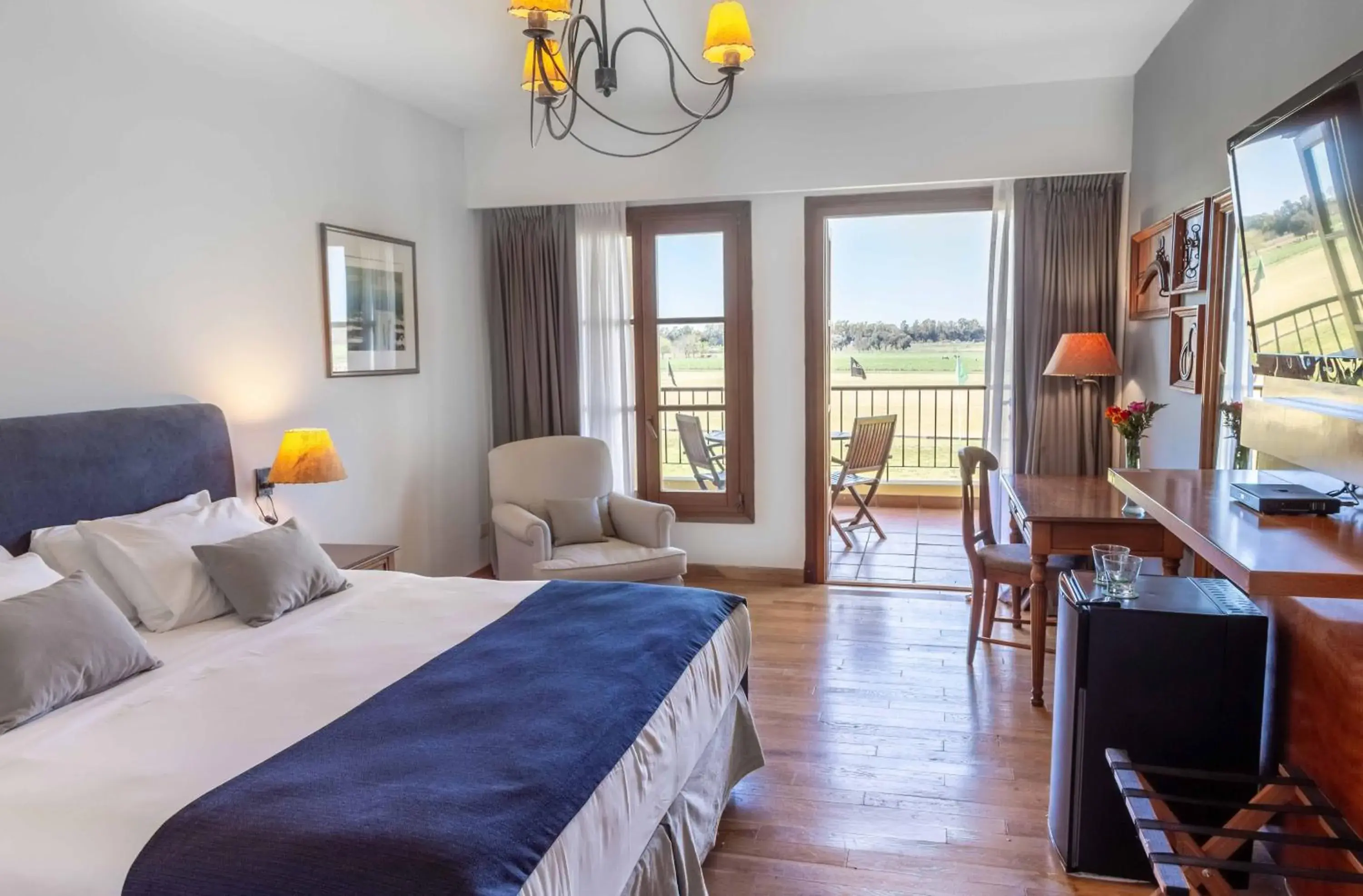 Decorative detail, Bed in Wyndham Garden Luján Decorative detail, Bed in Wyndham Garden Luján