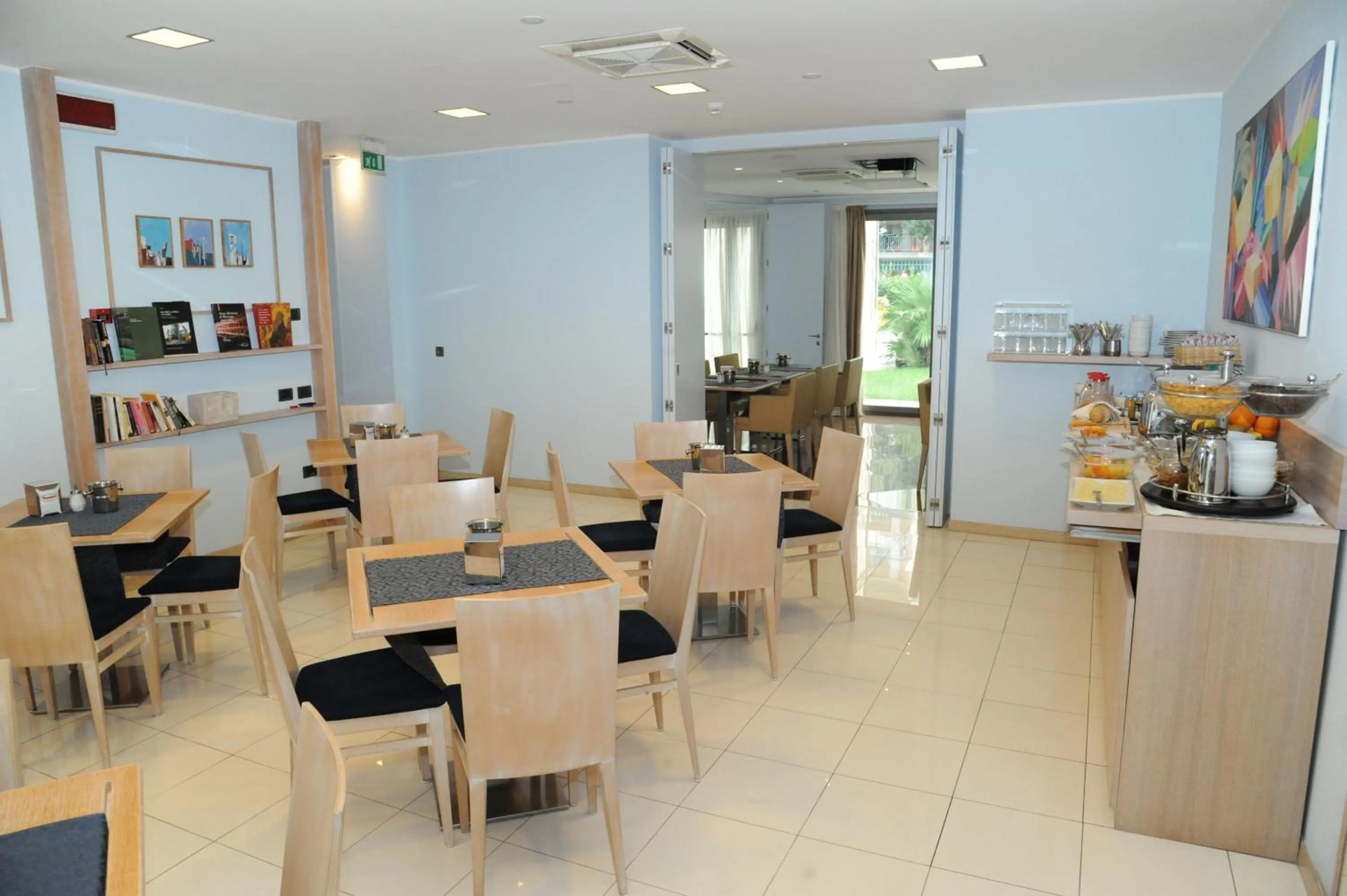 Lounge or bar in Hotel Chiaraluna