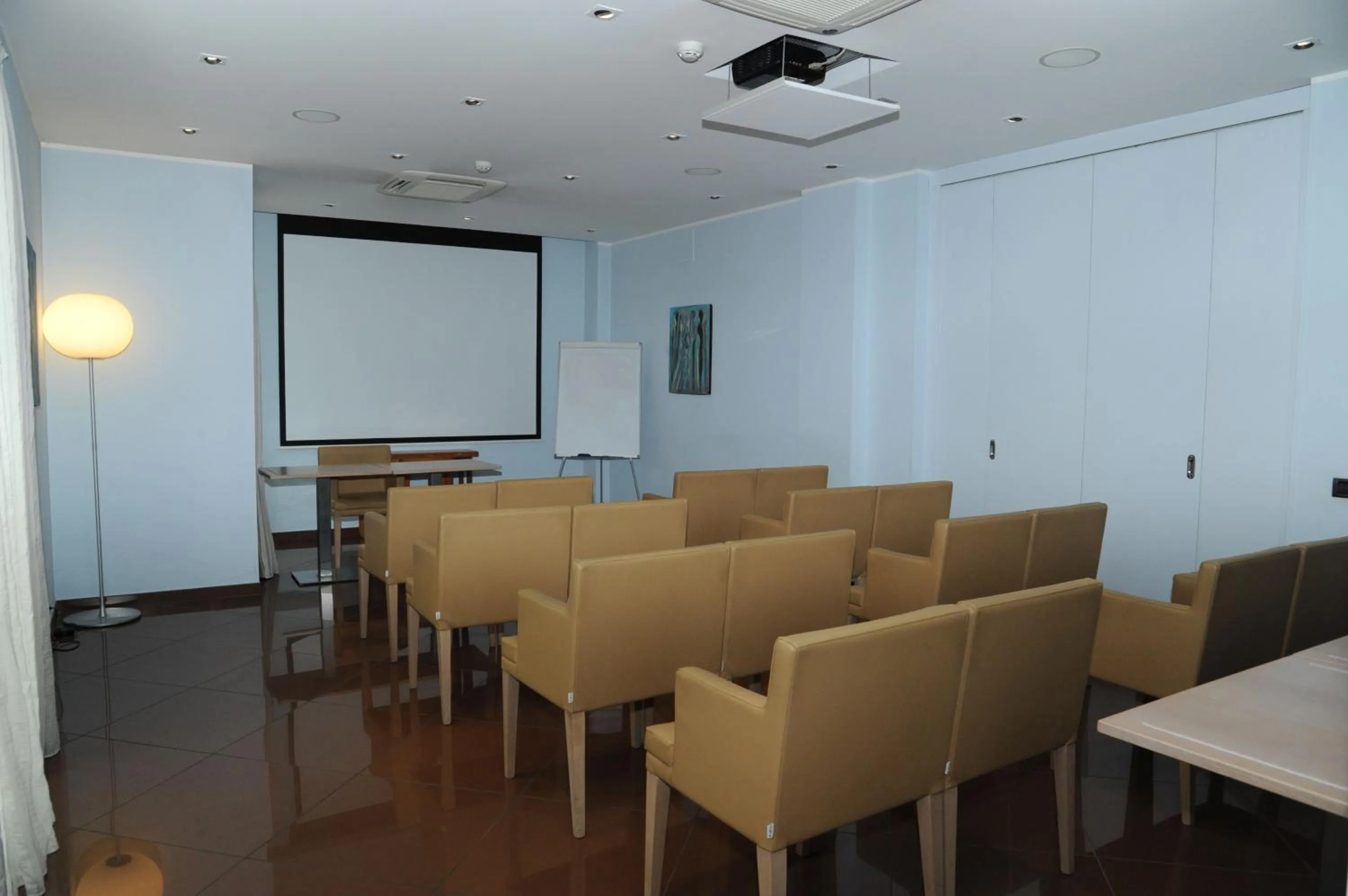 Area and facilities in Hotel Chiaraluna