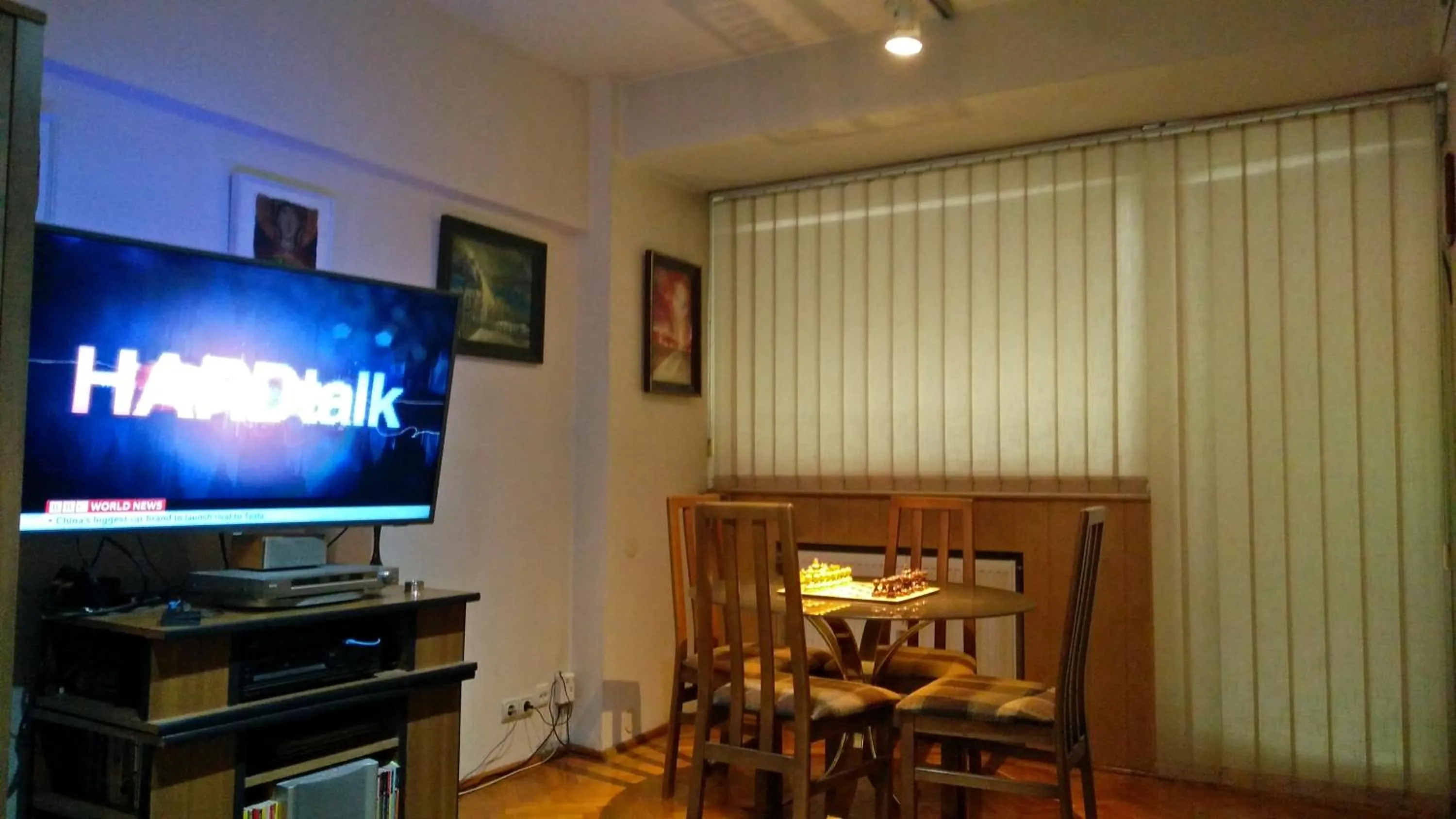 Dining area in RomPromo Plus Accommodation