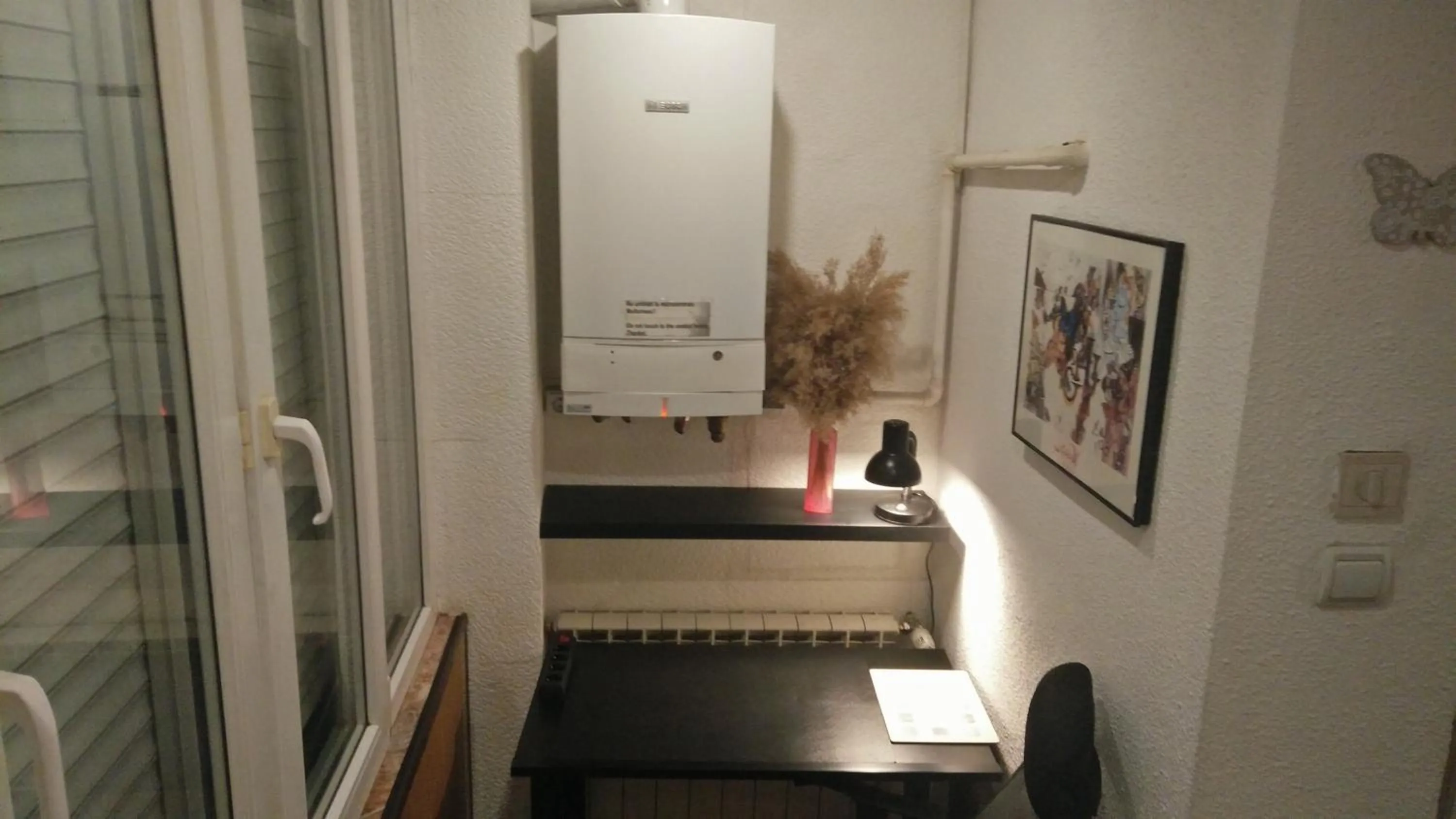 hair dresser in RomPromo Plus Accommodation