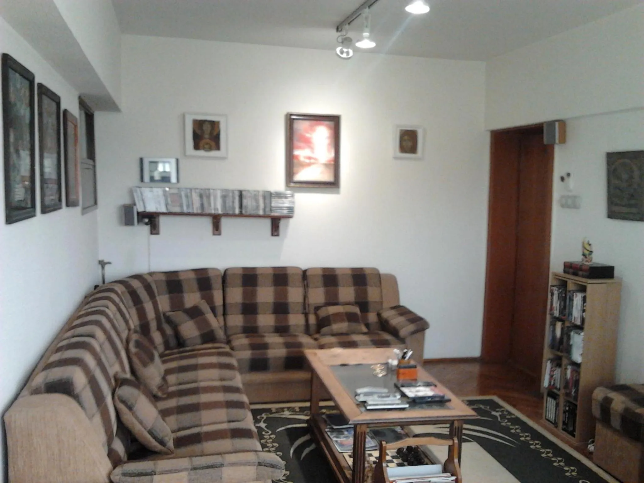 Living room in RomPromo Plus Accommodation