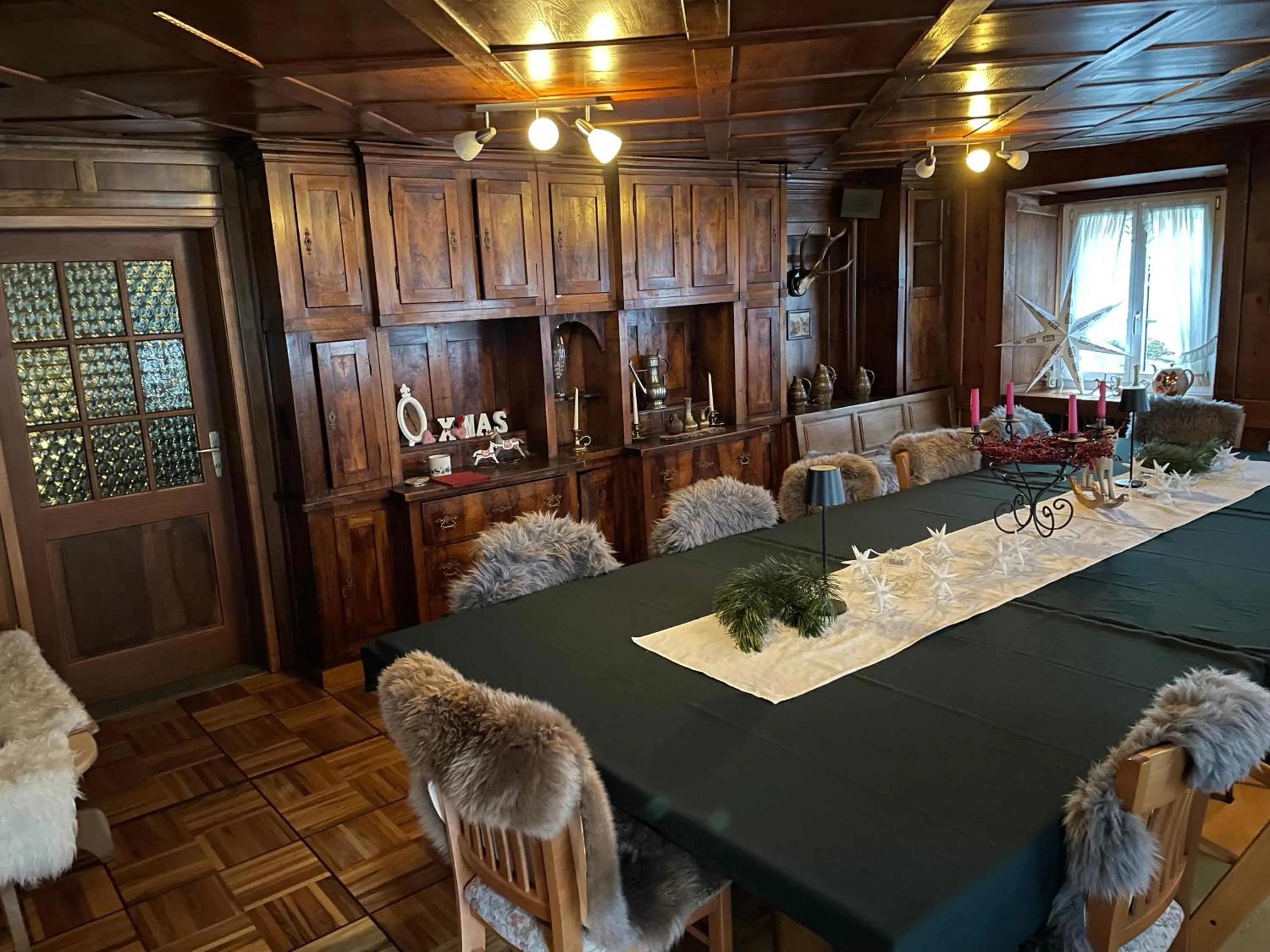 Restaurant/places to eat in Weisses Rössli only Bed & Breakfast self check-in mit Sauna extra